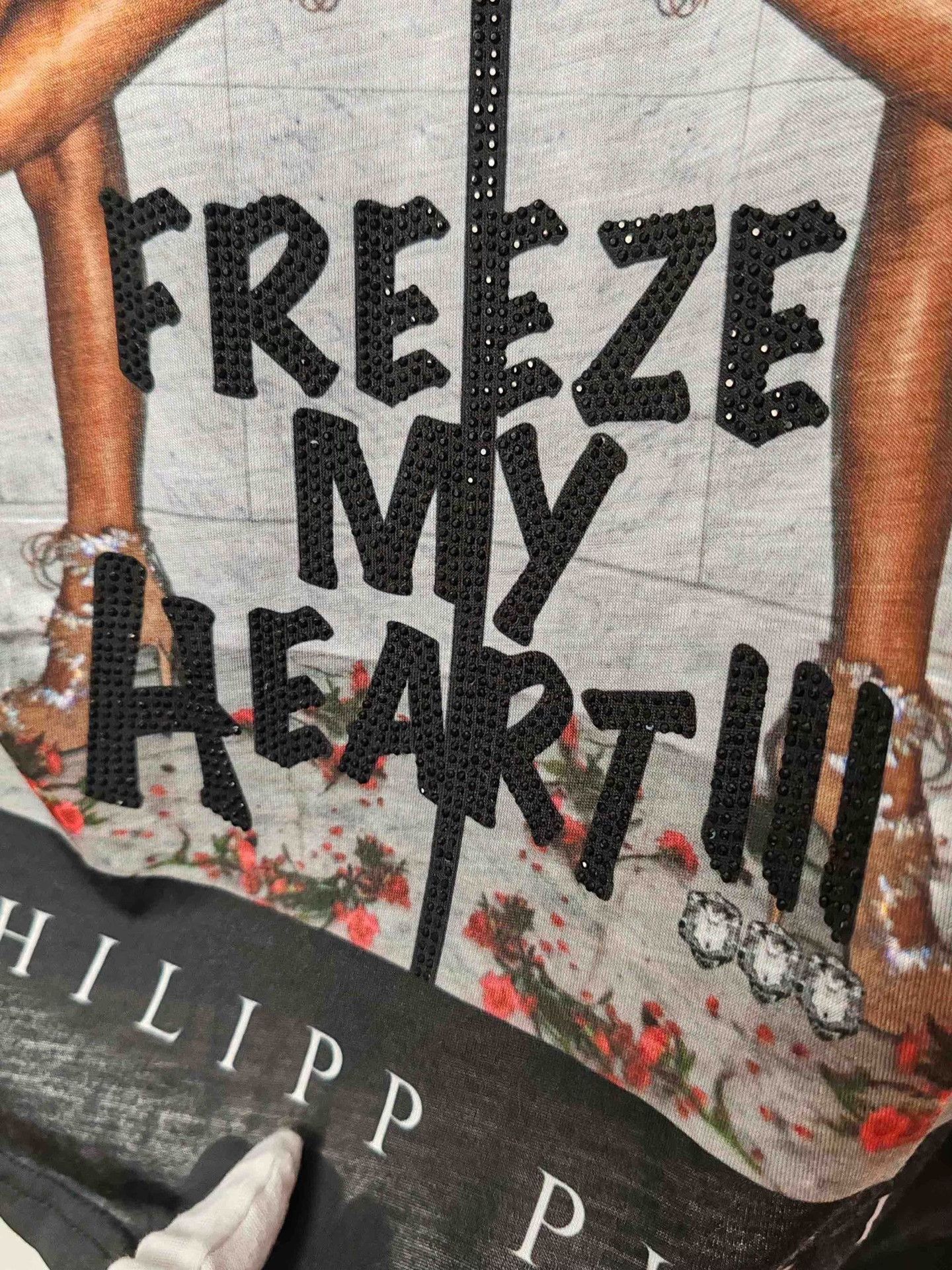 Philipp Plein Philipp Plein Freeze My Heart Graphic T-Shirt Size M Size US M / EU 48-50 / 2 - 6 Thumbnail