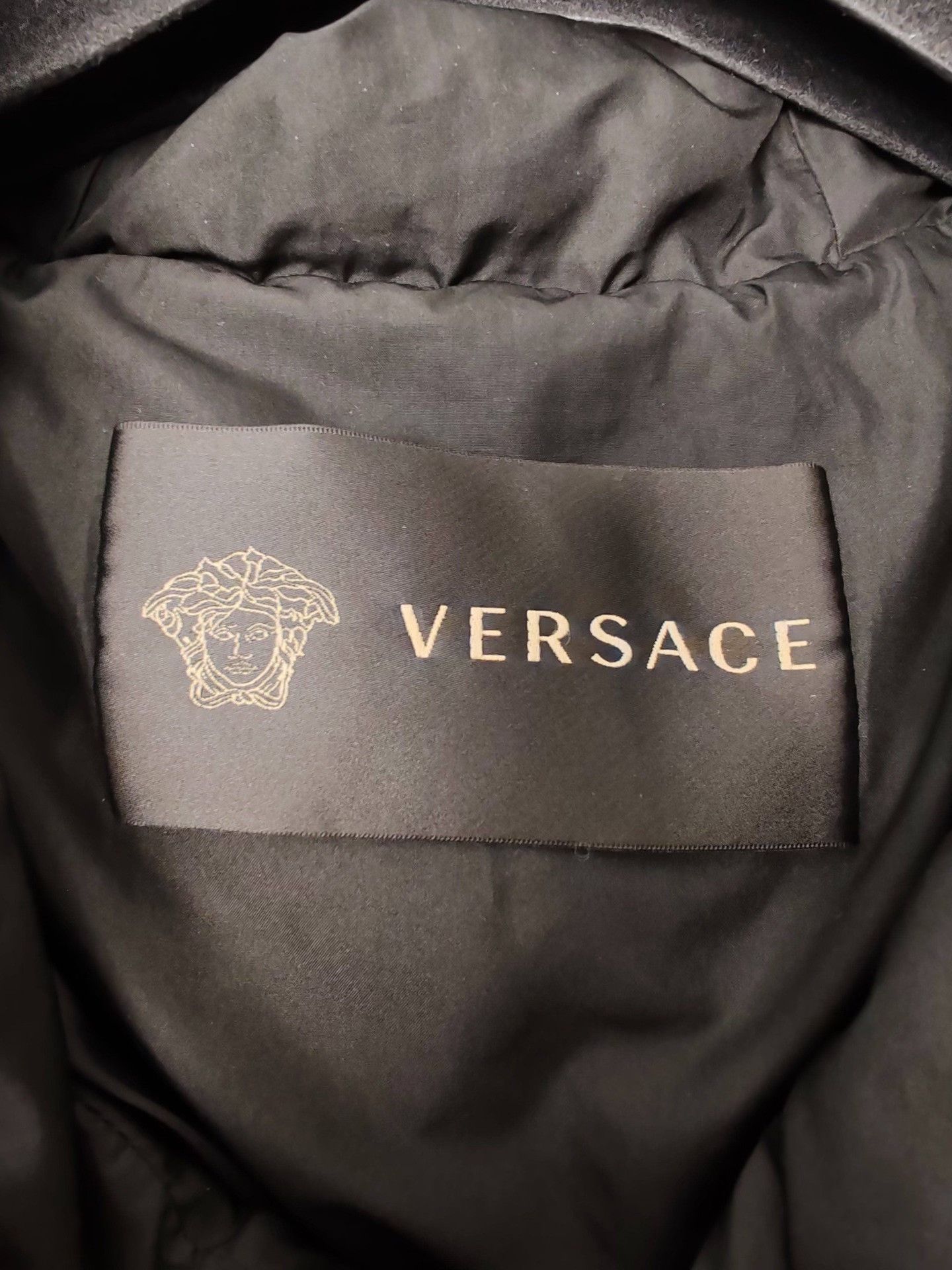 Versace Versace Medusa Embroidery Puffer Jacket Size S Size US S / EU 44-46 / 1 - 4 Thumbnail