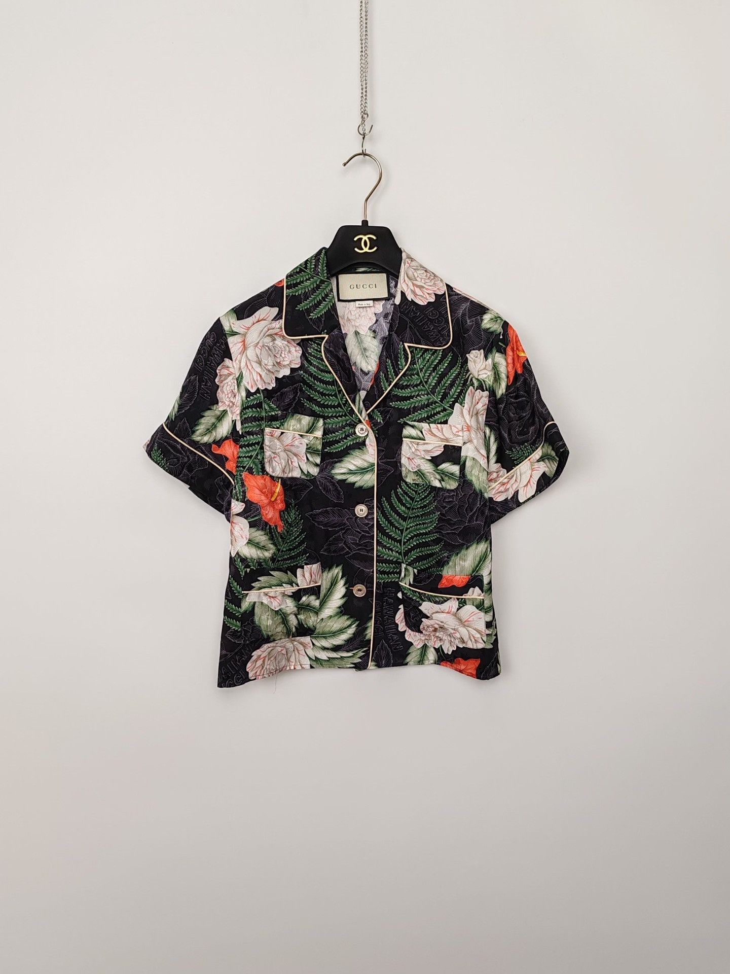Gucci Gucci Floral Silk Button Up Shirt Size 38 Size XS / US 0-2 / IT 36-38 - 2 Thumbnail