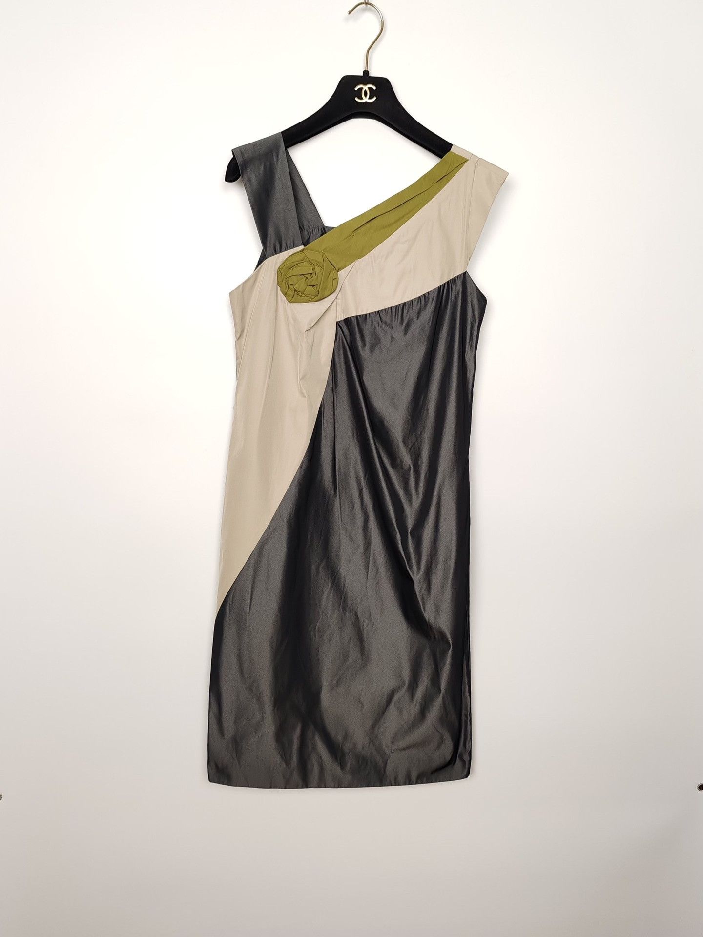 Max Mara MaxMara Rosette Detail Panel Dress Size 4 Size S / US 4 / IT 40 - 2 Thumbnail
