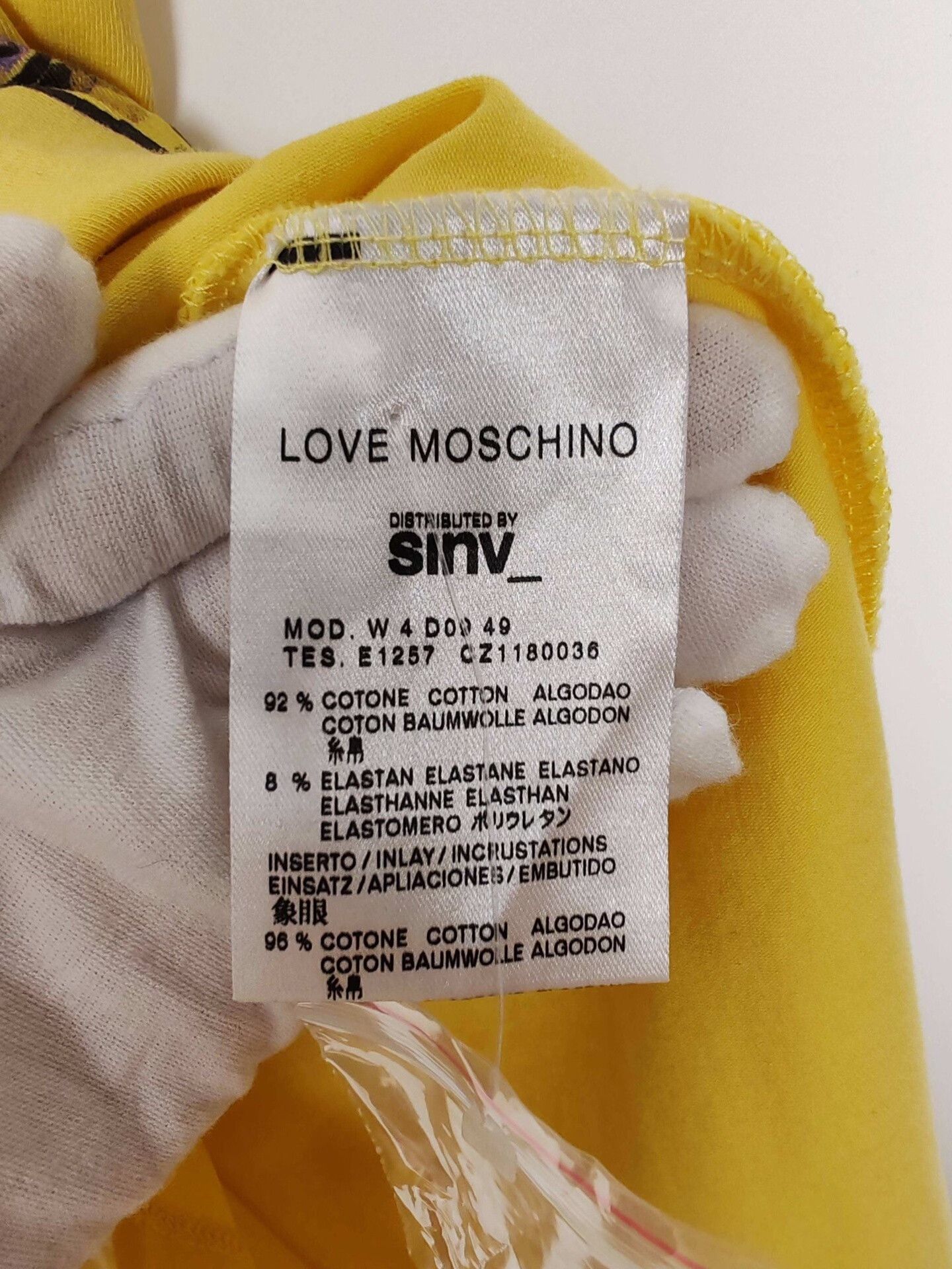 Love Moschino Love Moschino Ladybug Floral T-Shirt Size 42 Size M / US 6-8 / IT 42-44 - 7 Thumbnail