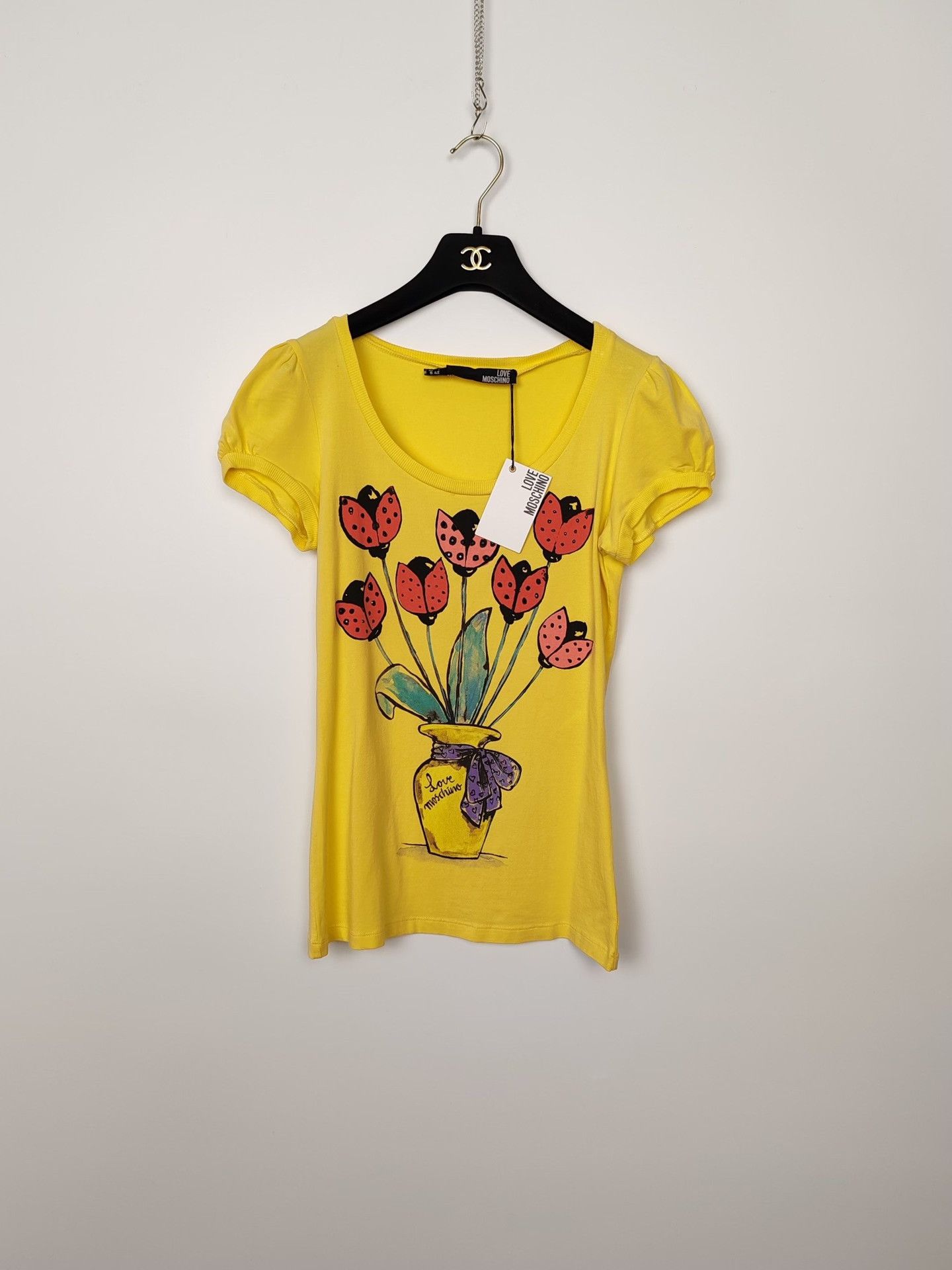 Love Moschino Love Moschino Ladybug Floral T-Shirt Size 42 Size M / US 6-8 / IT 42-44 - 2 Thumbnail