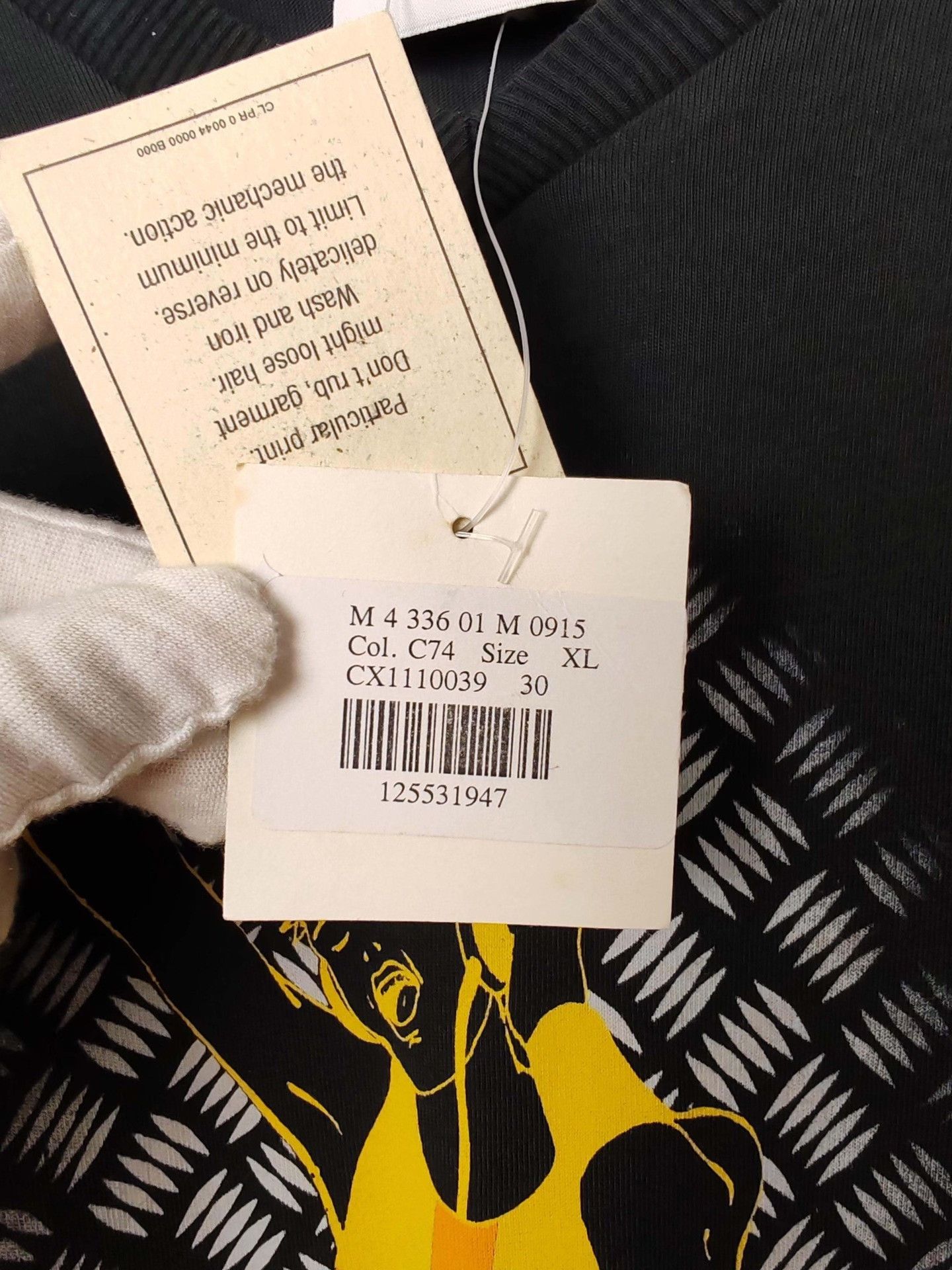 Moschino Moschino Graphic Long Sleeve T-Shirt Size XL Size US XL / EU 56 / 4 - 5 Thumbnail