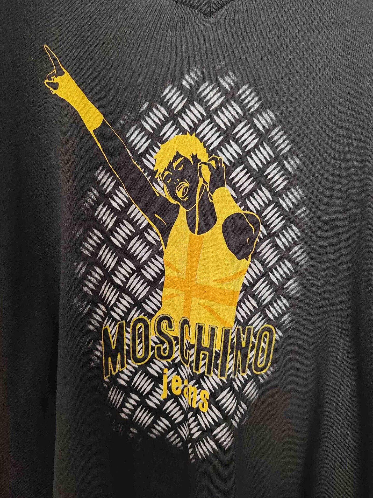 Moschino Moschino Graphic Long Sleeve T-Shirt Size XL Size US XL / EU 56 / 4 - 6 Thumbnail