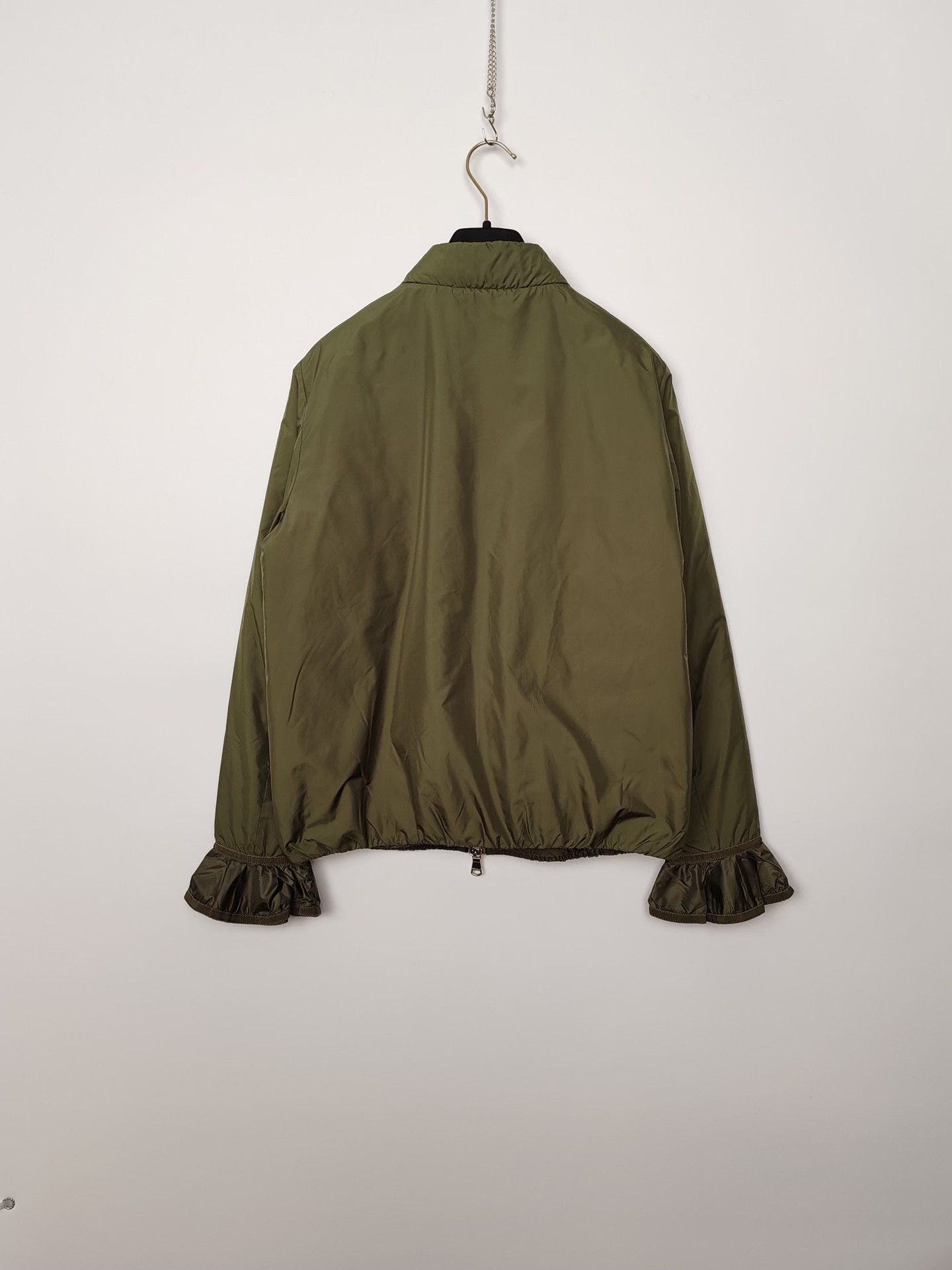 Moncler Moncler Ruffled Cuff Puffer Jacket Size 1 Size S / US 4 / IT 40 - 3 Thumbnail