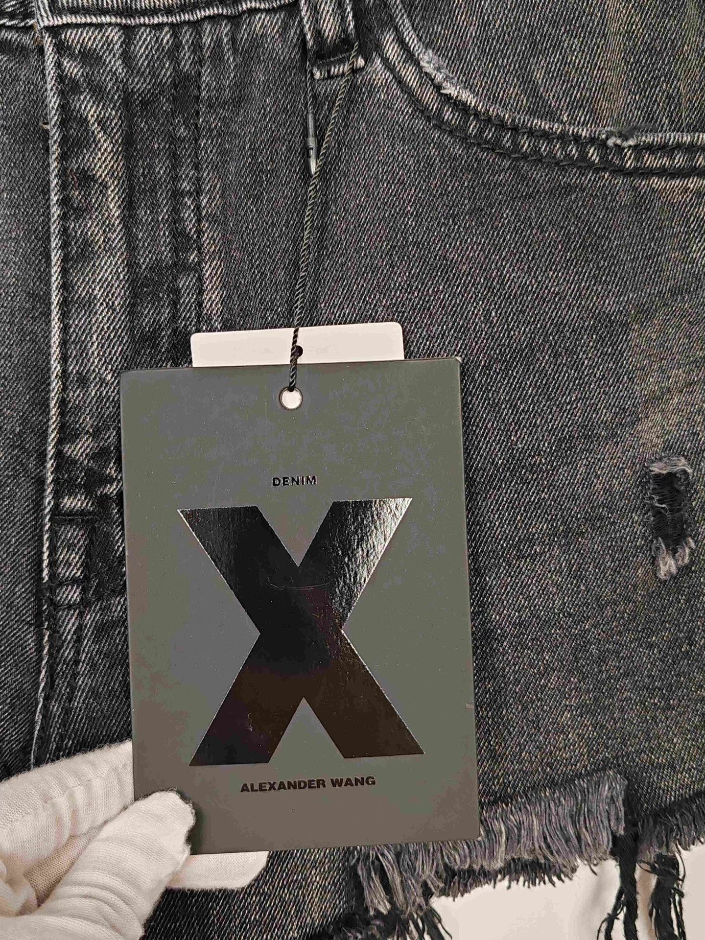 Alexander Wang Alexander Wang Bite Denim Shorts Size 26 Size 26" / US 2 / IT 38 - 5 Thumbnail