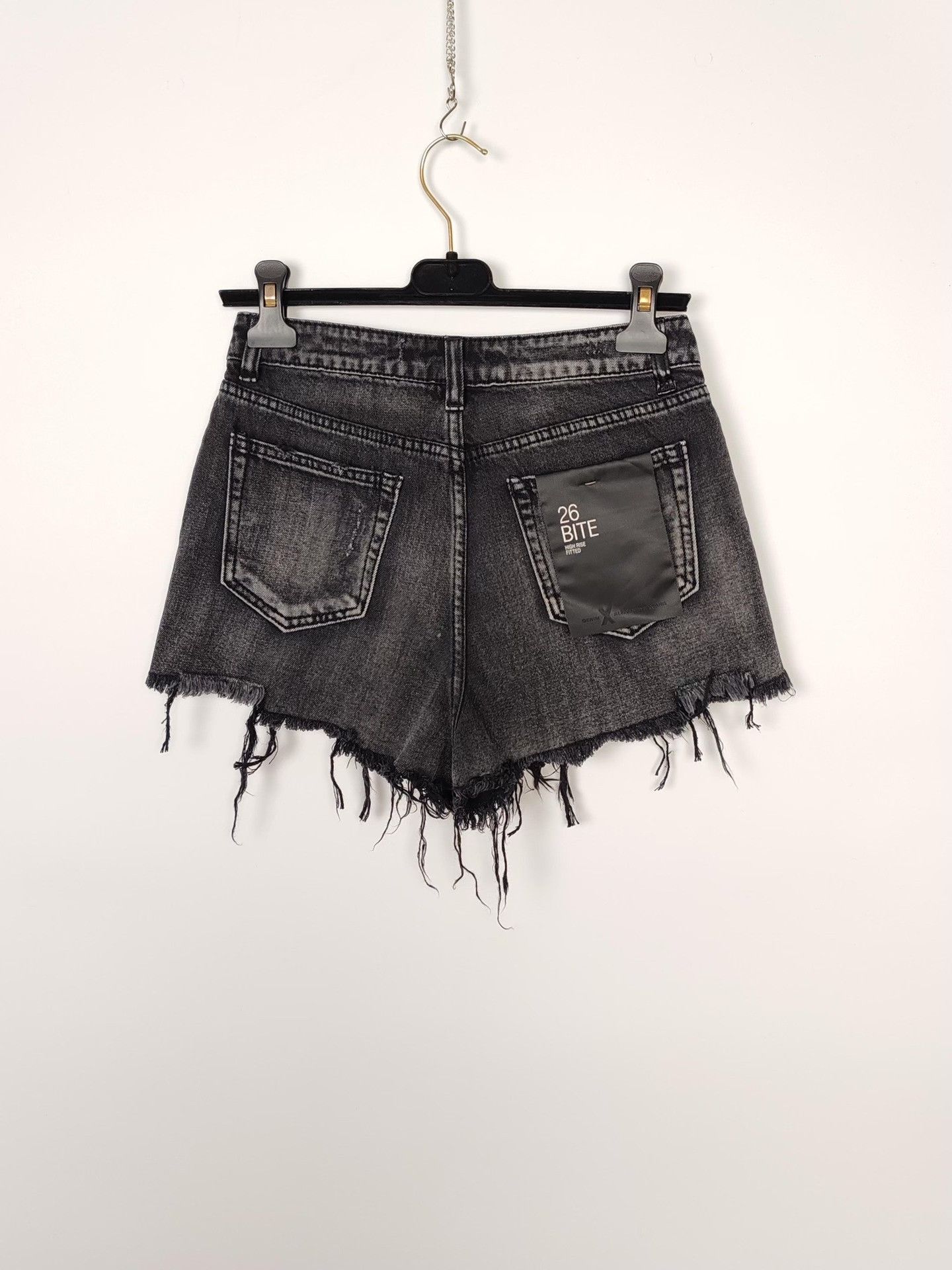 Alexander Wang Alexander Wang Bite Denim Shorts Size 26 Size 26" / US 2 / IT 38 - 3 Thumbnail