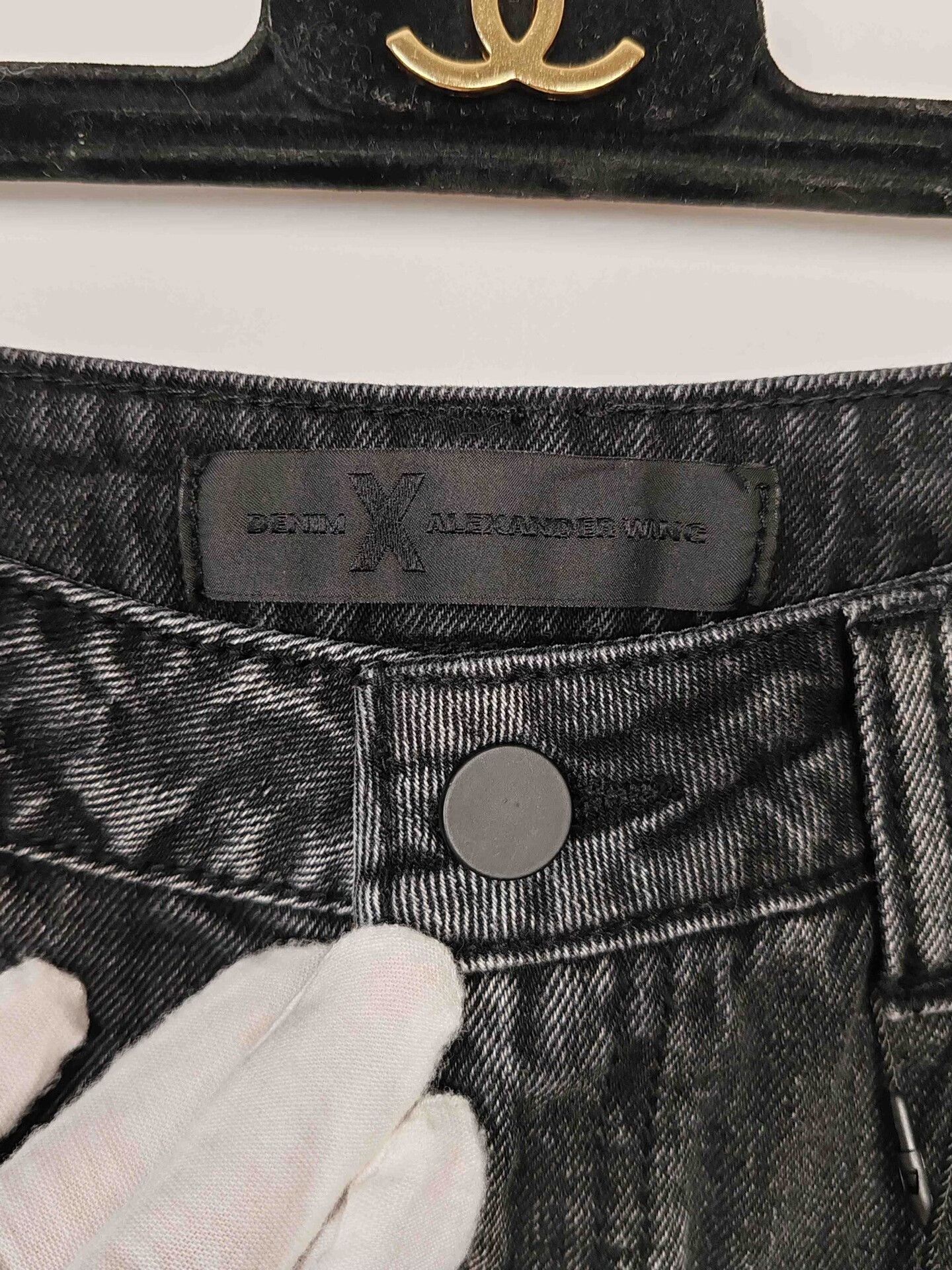 Alexander Wang Alexander Wang Bite Denim Shorts Size 26 Size 26" / US 2 / IT 38 - 4 Thumbnail