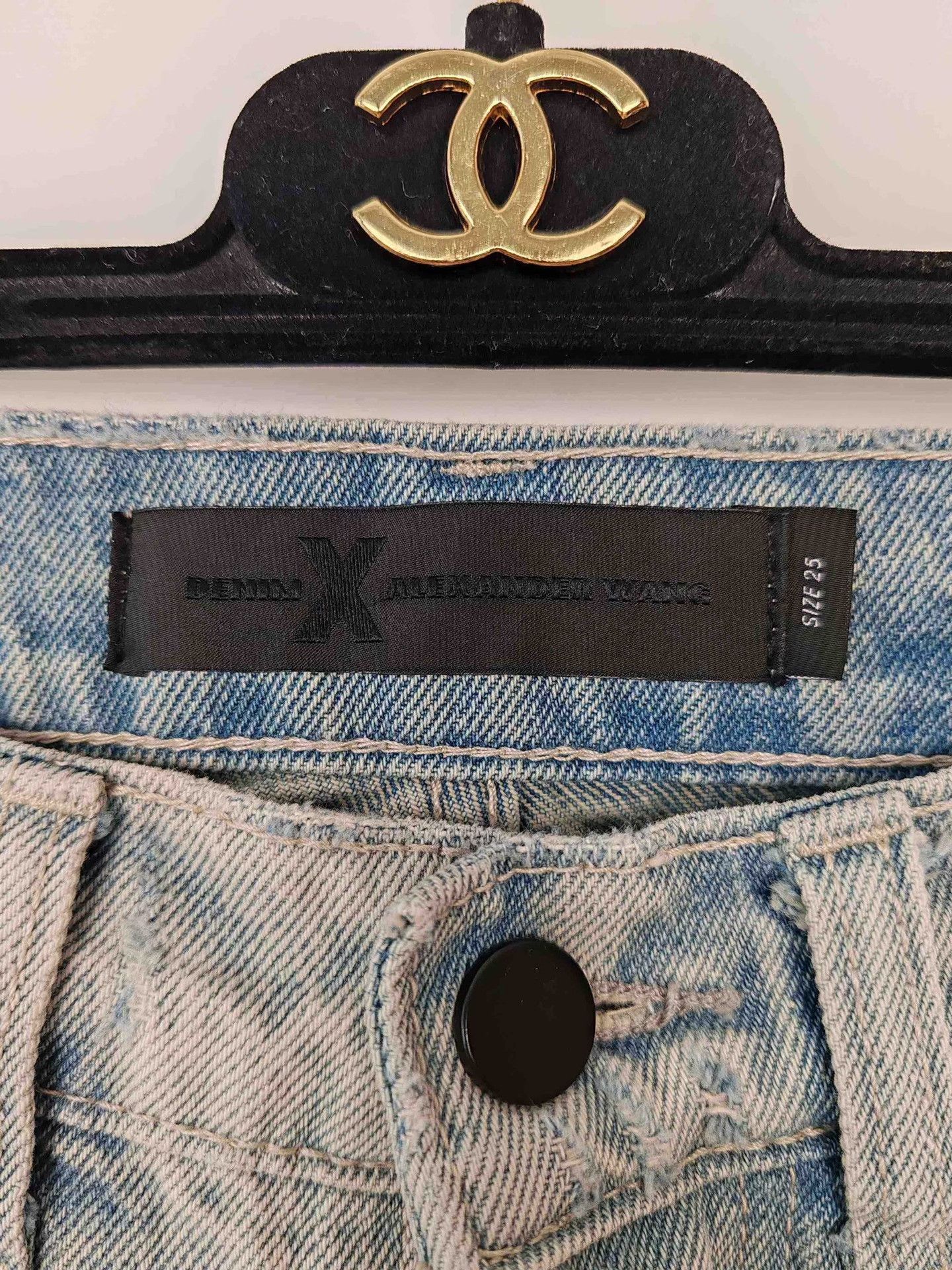 Alexander Wang Alexander Wang Distressed Jeans Size 25 Size 25" / US 0 / IT 36 - 4 Thumbnail