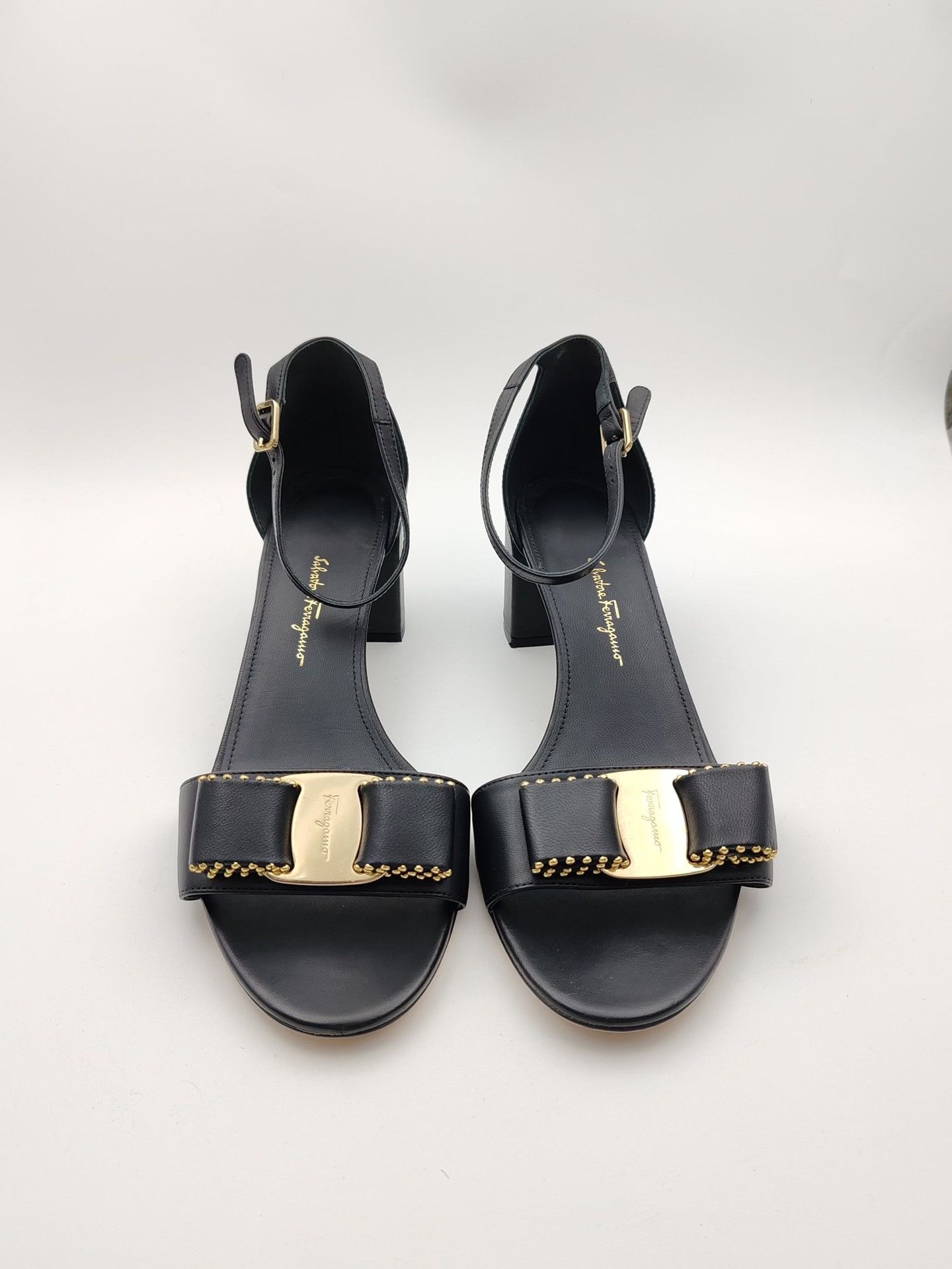 Salvatore Ferragamo Salvatore Ferragamo Vara Bow Heeled Sandals Size 8.5 Size US 8.5 / IT 38.5 - 3 Thumbnail