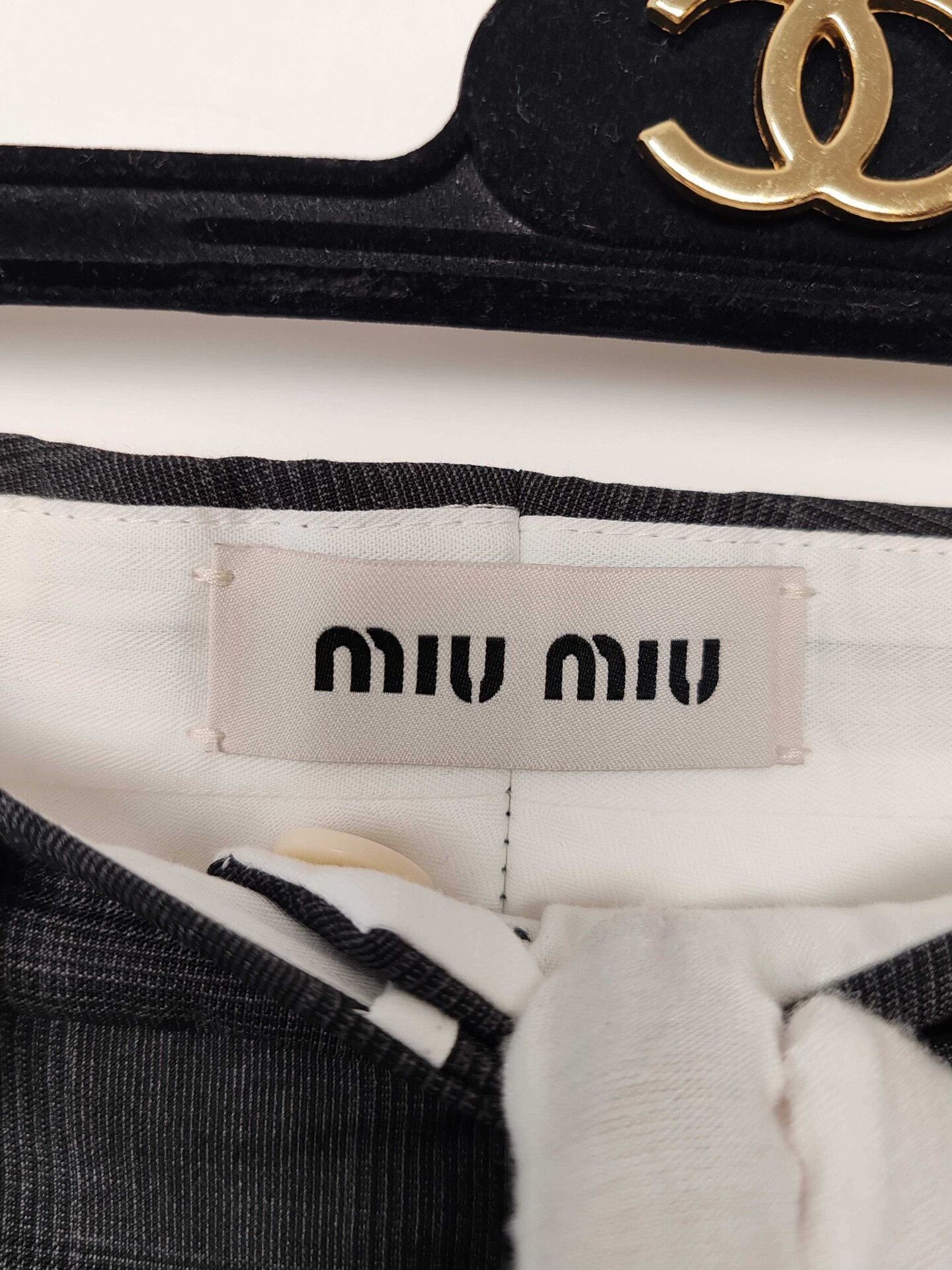 Miu Miu Miu Miu Check Virgin Wool Pants Size IT 36 Size 25" / US 0 / IT 36 - 4 Thumbnail