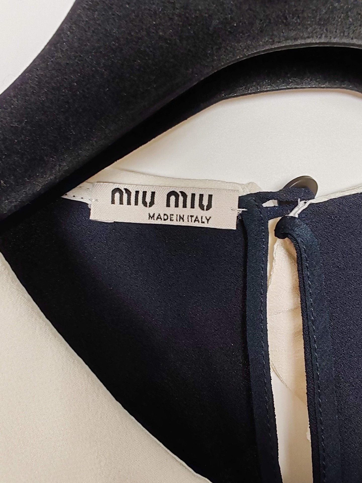 Miu Miu Miu Miu Ruffled Collar Blouse Size IT 38 Size XS / US 0-2 / IT 36-38 - 4 Thumbnail
