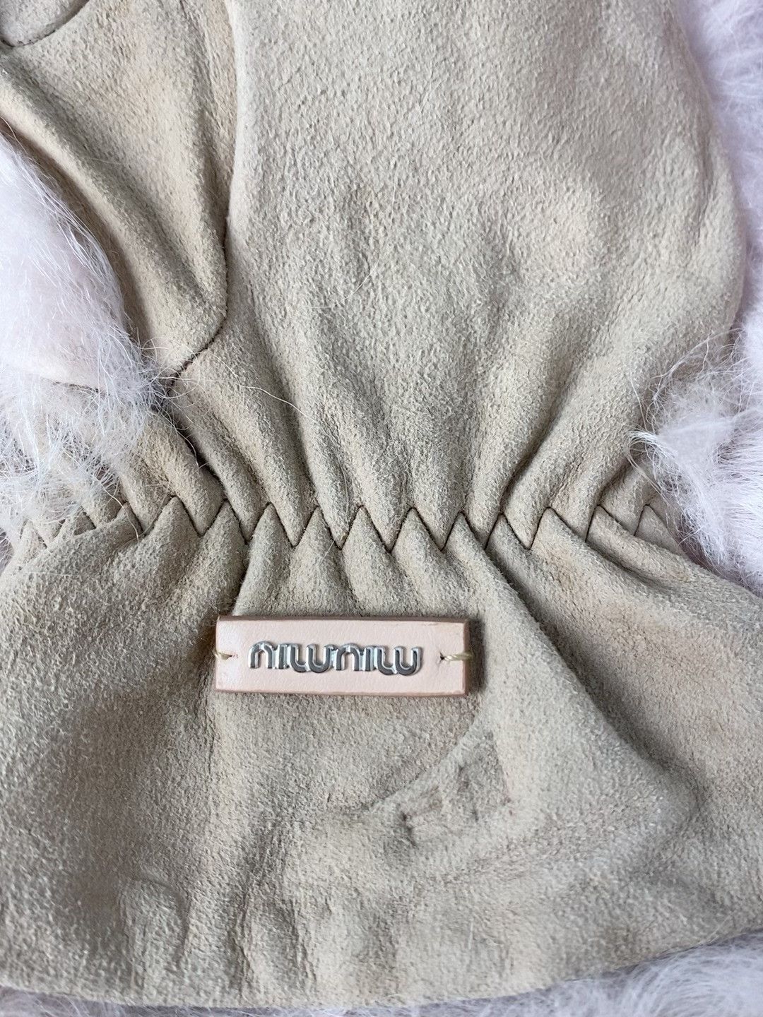 Miu Miu Miu Miu Logo Fur Gloves Size 7.5 Size ONE SIZE - 4 Thumbnail