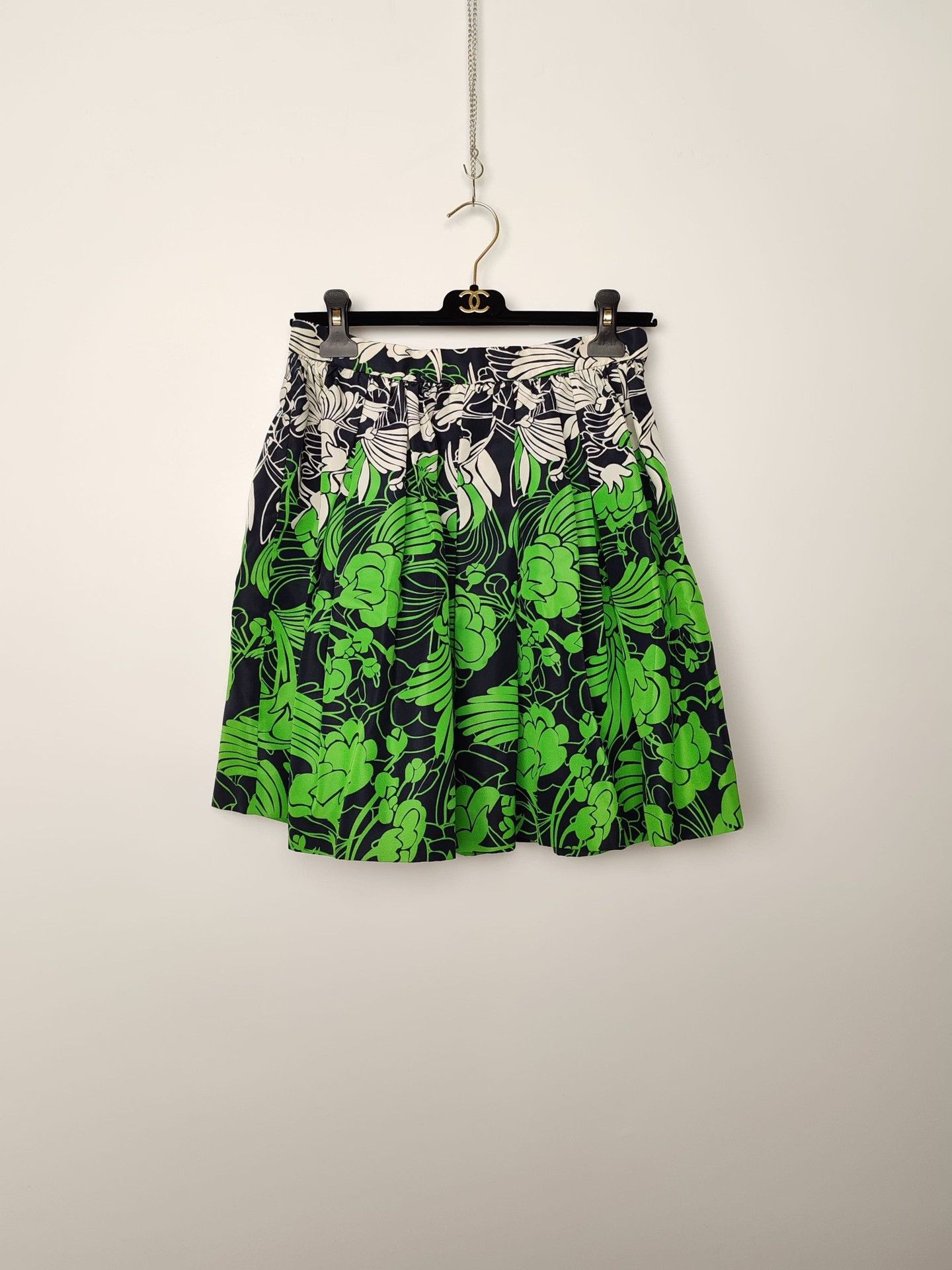 Miu Miu Miu Miu Floral Silk Mini Skirt Size 42 Size 28" / US 6 / IT 42 - 2 Thumbnail