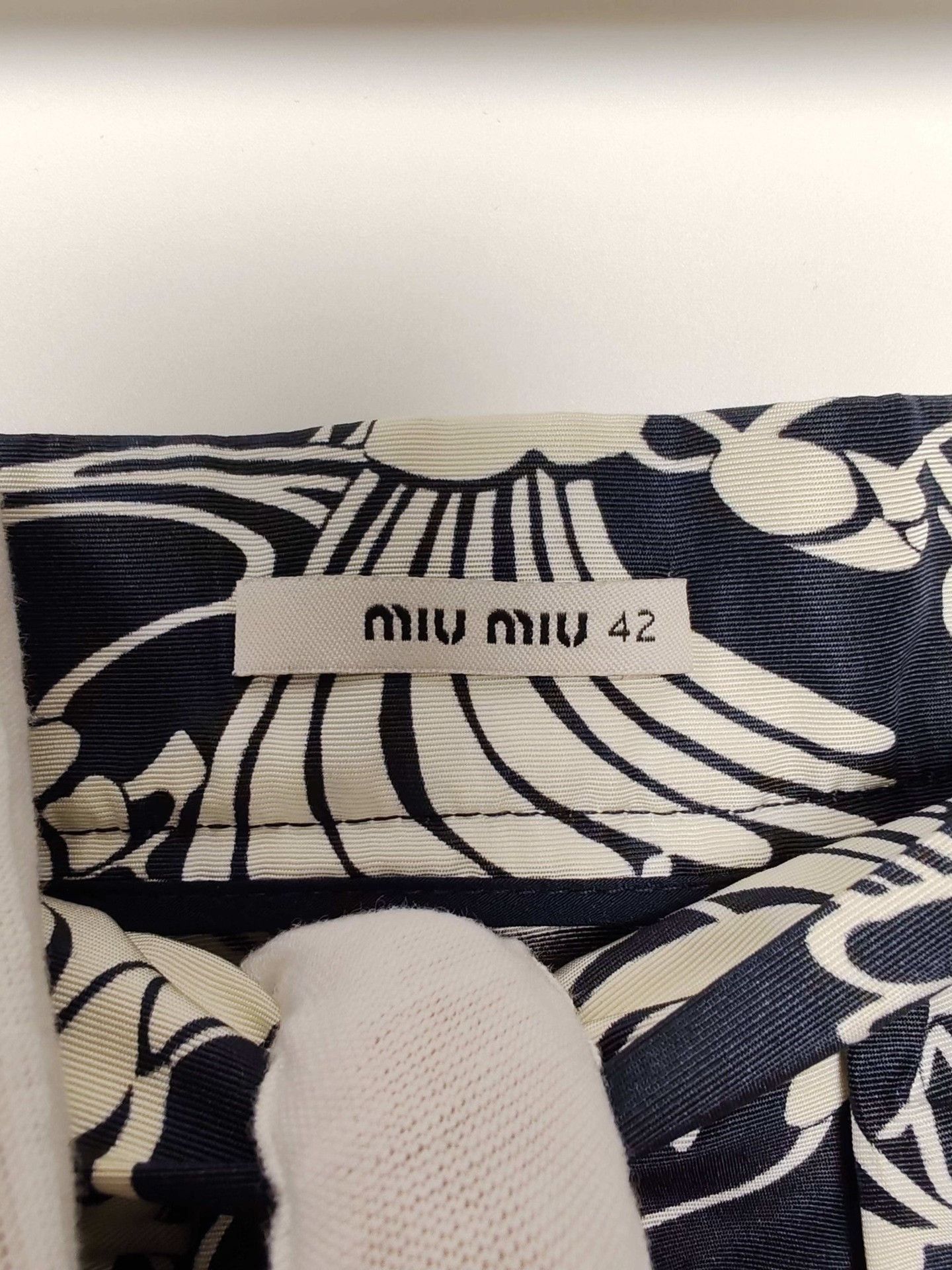 Miu Miu Miu Miu Floral Silk Mini Skirt Size 42 Size 28" / US 6 / IT 42 - 4 Thumbnail