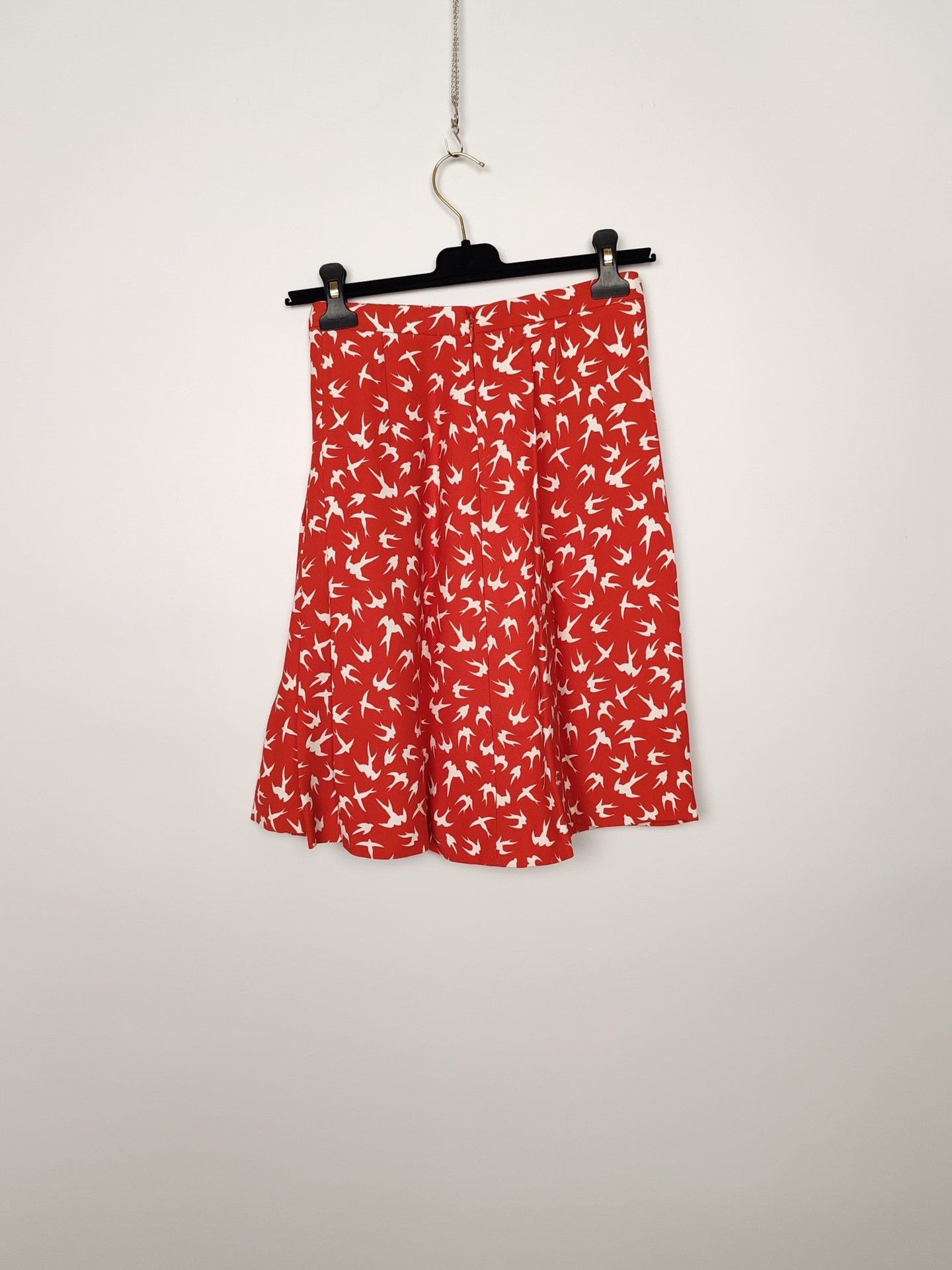 Miu Miu Miu Miu Red Bird Print Skirt Size 38 Size 26" / US 2 / IT 38 - 3 Thumbnail