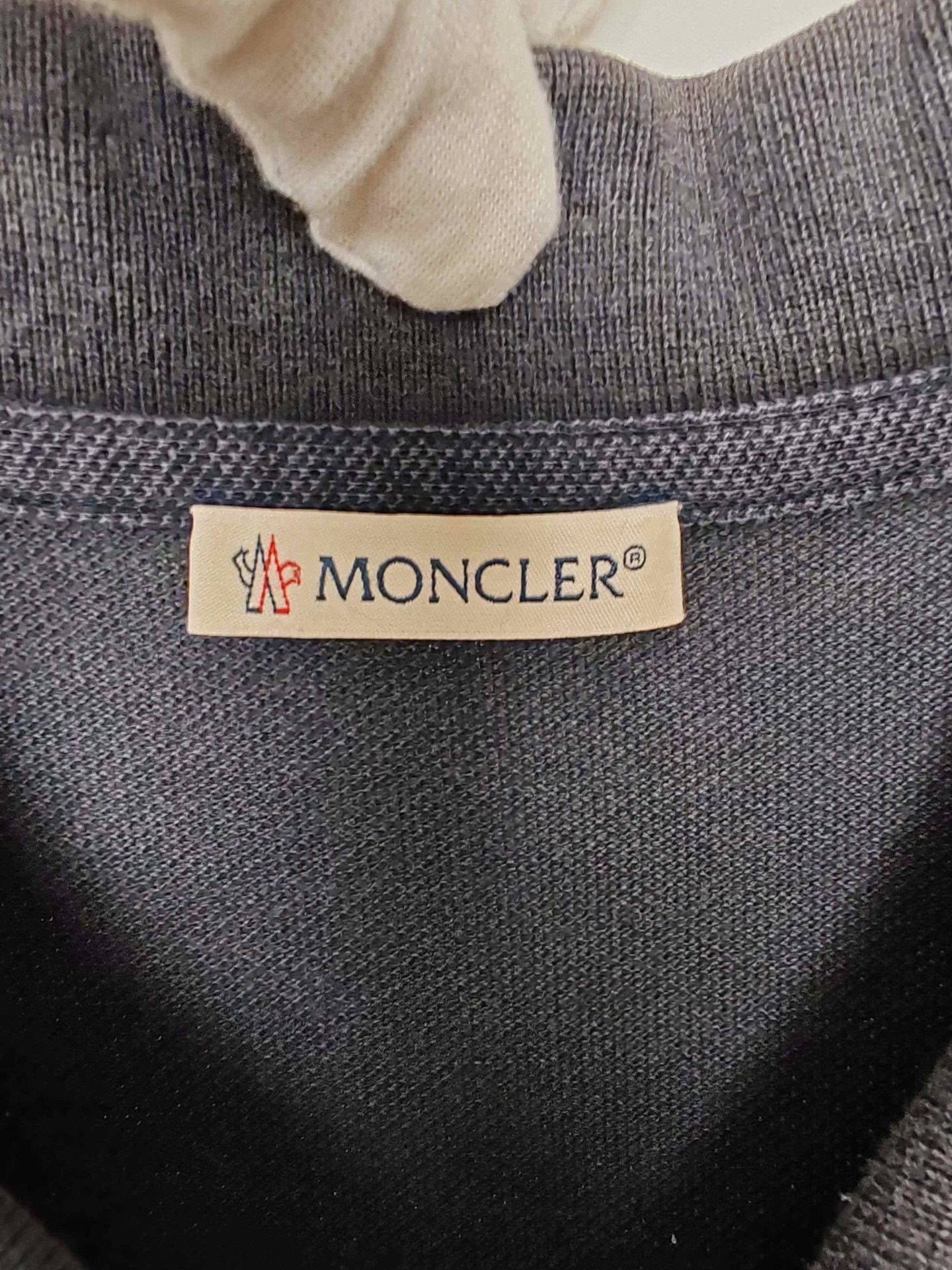 Moncler Moncler Logo Patch Polo Shirt Size S Size US S / EU 44-46 / 1 - 4 Thumbnail