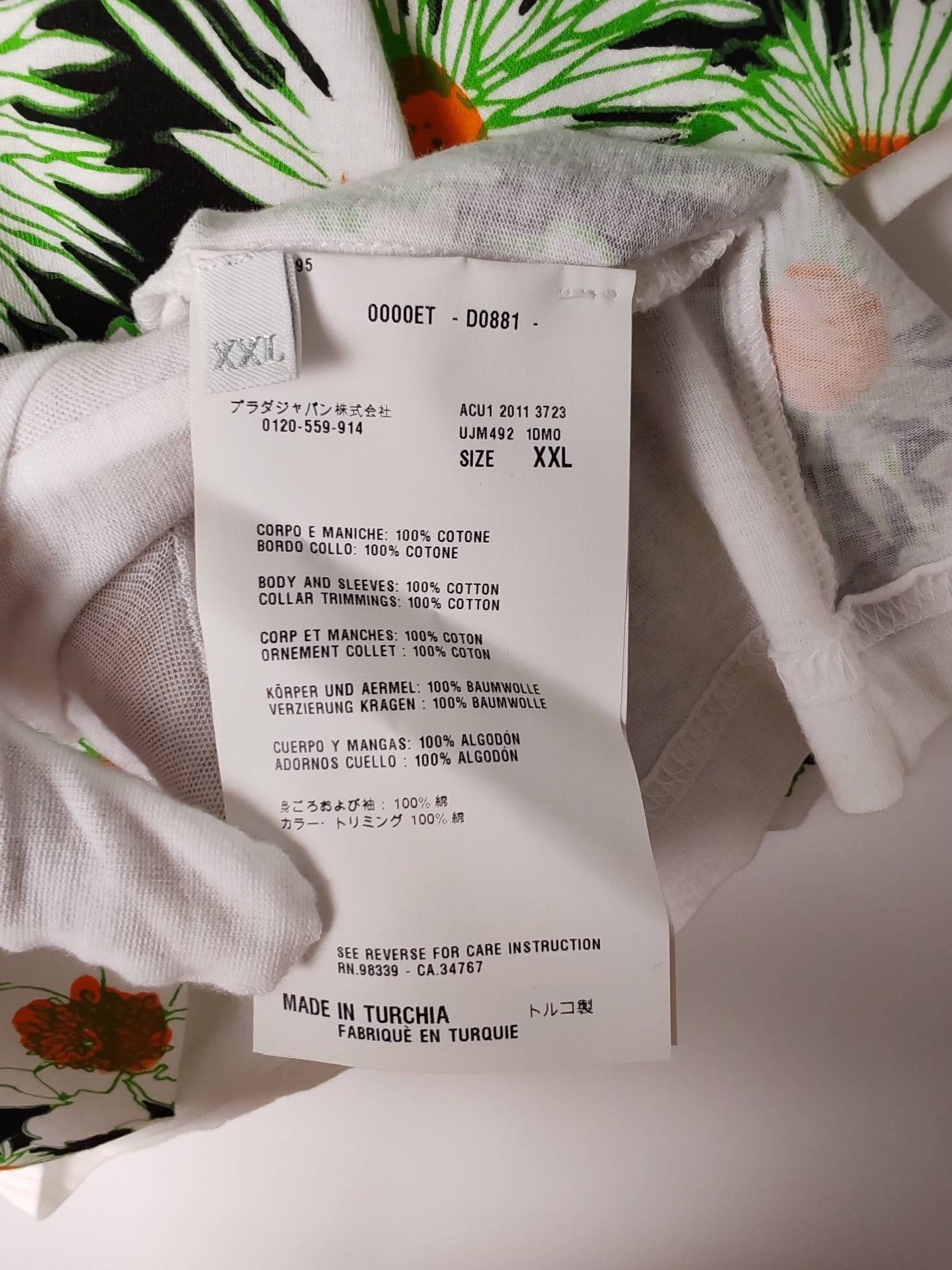 Prada Prada Floral Print T-Shirt XXL Size US XXL / EU 58 / 5 - 6 Thumbnail