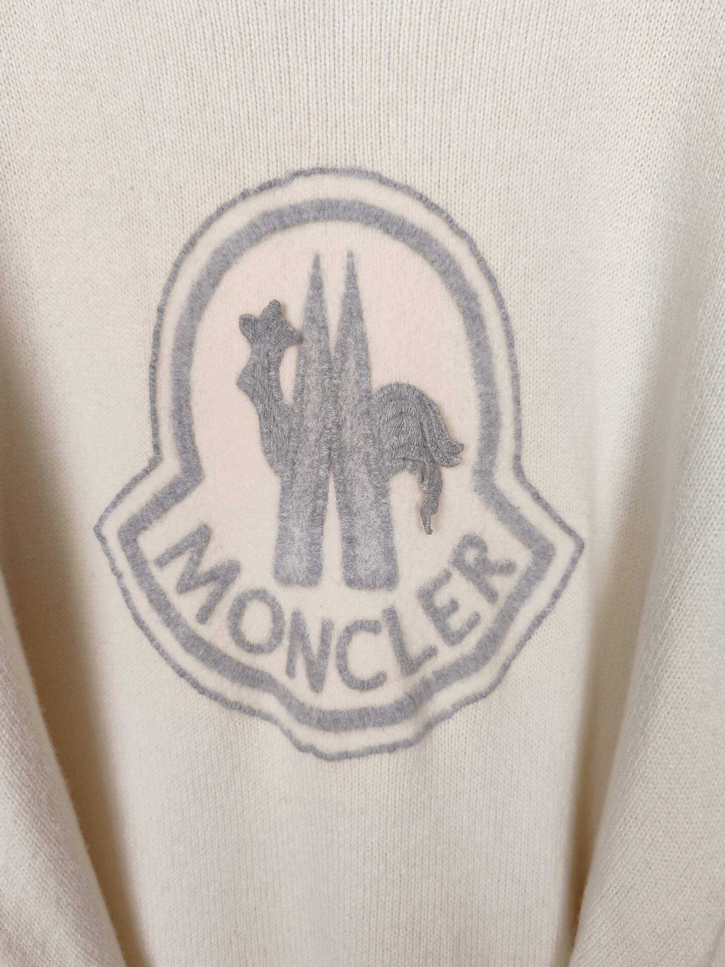 Moncler Moncler Logo Wool Cashmere Sweater Size XS Size XS / US 0-2 / IT 36-38 - 5 Thumbnail