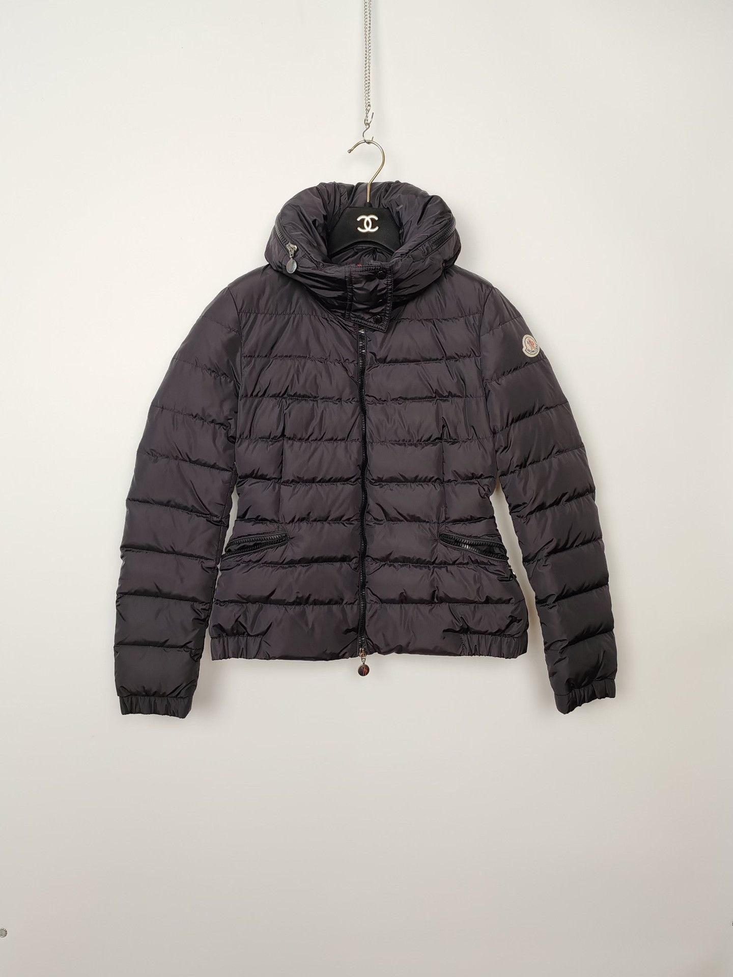 Moncler Moncler Sanglier Puffer Jacket Size 0 Size XS / US 0-2 / IT 36-38 - 2 Thumbnail