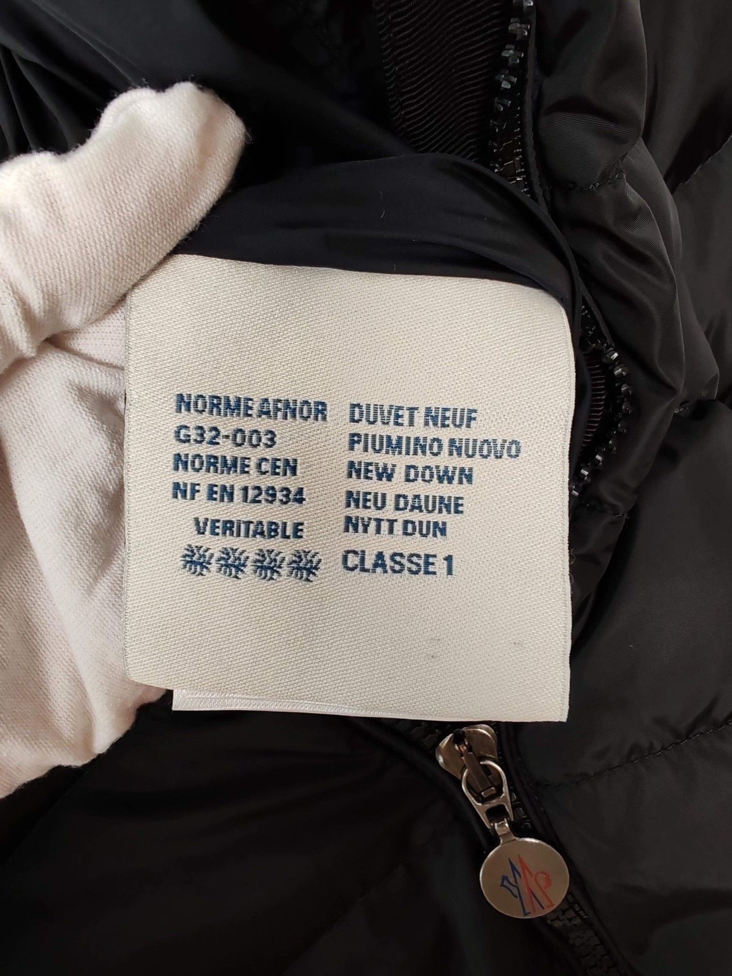Moncler Moncler Sanglier Puffer Jacket Size 0 Size XS / US 0-2 / IT 36-38 - 8 Thumbnail