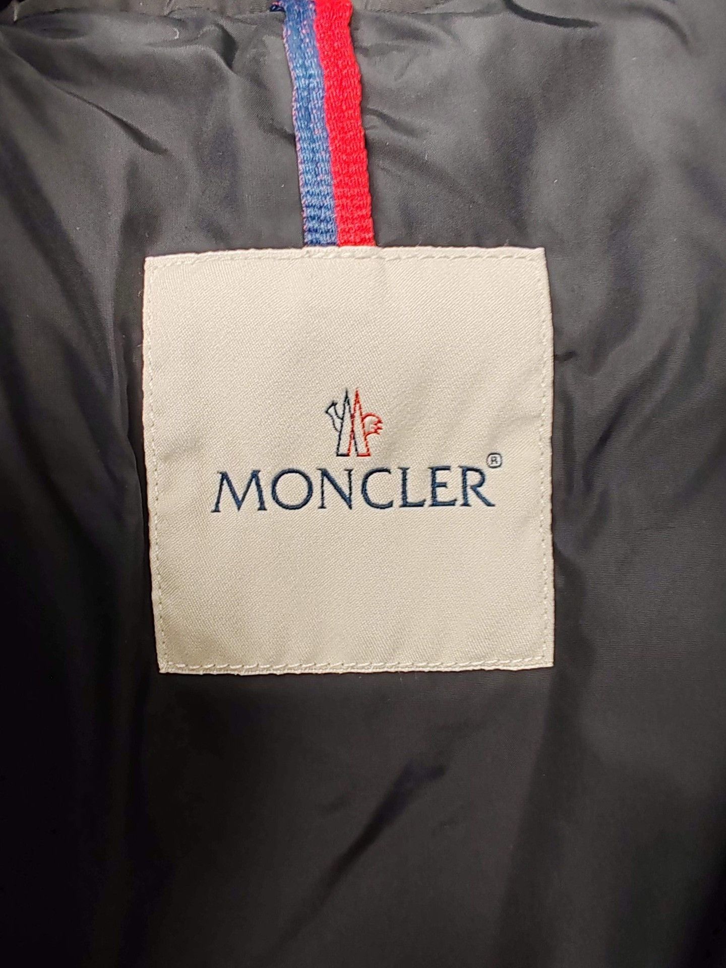 Moncler Moncler Sanglier Puffer Jacket Size 0 Size XS / US 0-2 / IT 36-38 - 4 Thumbnail
