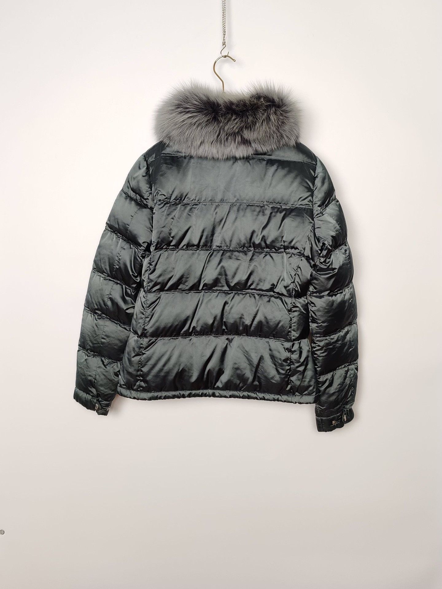 Prada Prada Fur Collar Down Jacket Size 42 Size M / US 6-8 / IT 42-44 - 3 Thumbnail