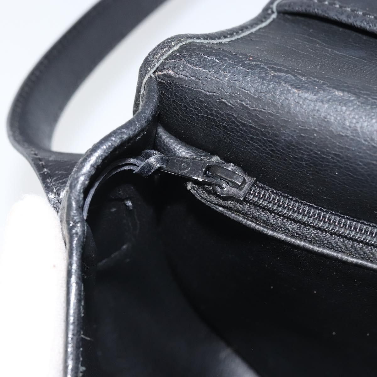 Dior Christian Dior Vintage CD Logo Shoulder Bag Leather Size ONE SIZE - 21 Thumbnail