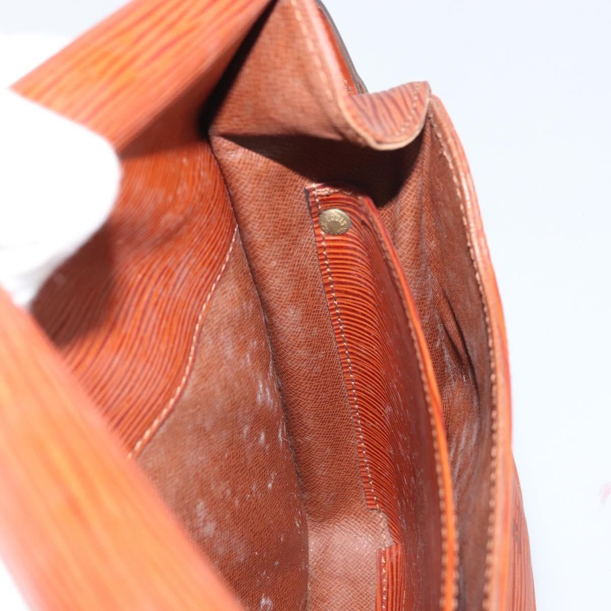 Louis Vuitton Louis Vuitton Cartouchiere Epi Leather Size ONE SIZE - 22 Thumbnail
