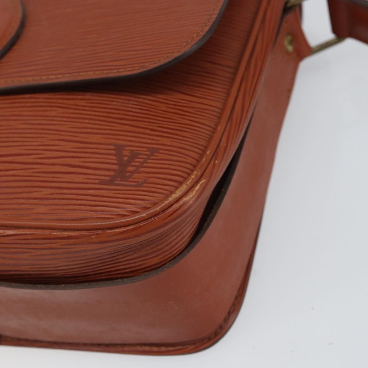 Louis Vuitton Louis Vuitton Cartouchiere Epi Leather Size ONE SIZE - 9 Thumbnail