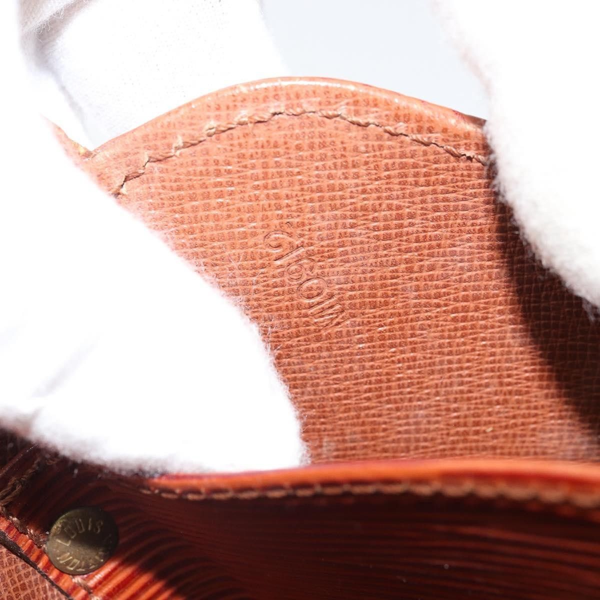 Louis Vuitton Louis Vuitton Cartouchiere Epi Leather Size ONE SIZE - 6 Thumbnail
