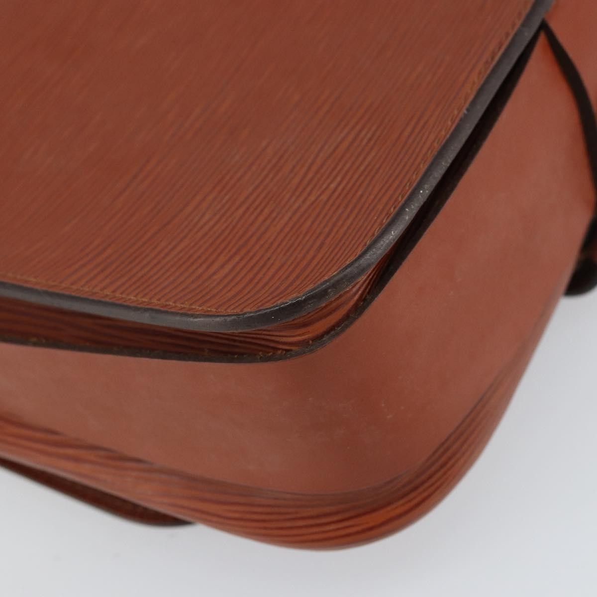 Louis Vuitton Louis Vuitton Cartouchiere Epi Leather Size ONE SIZE - 12 Thumbnail