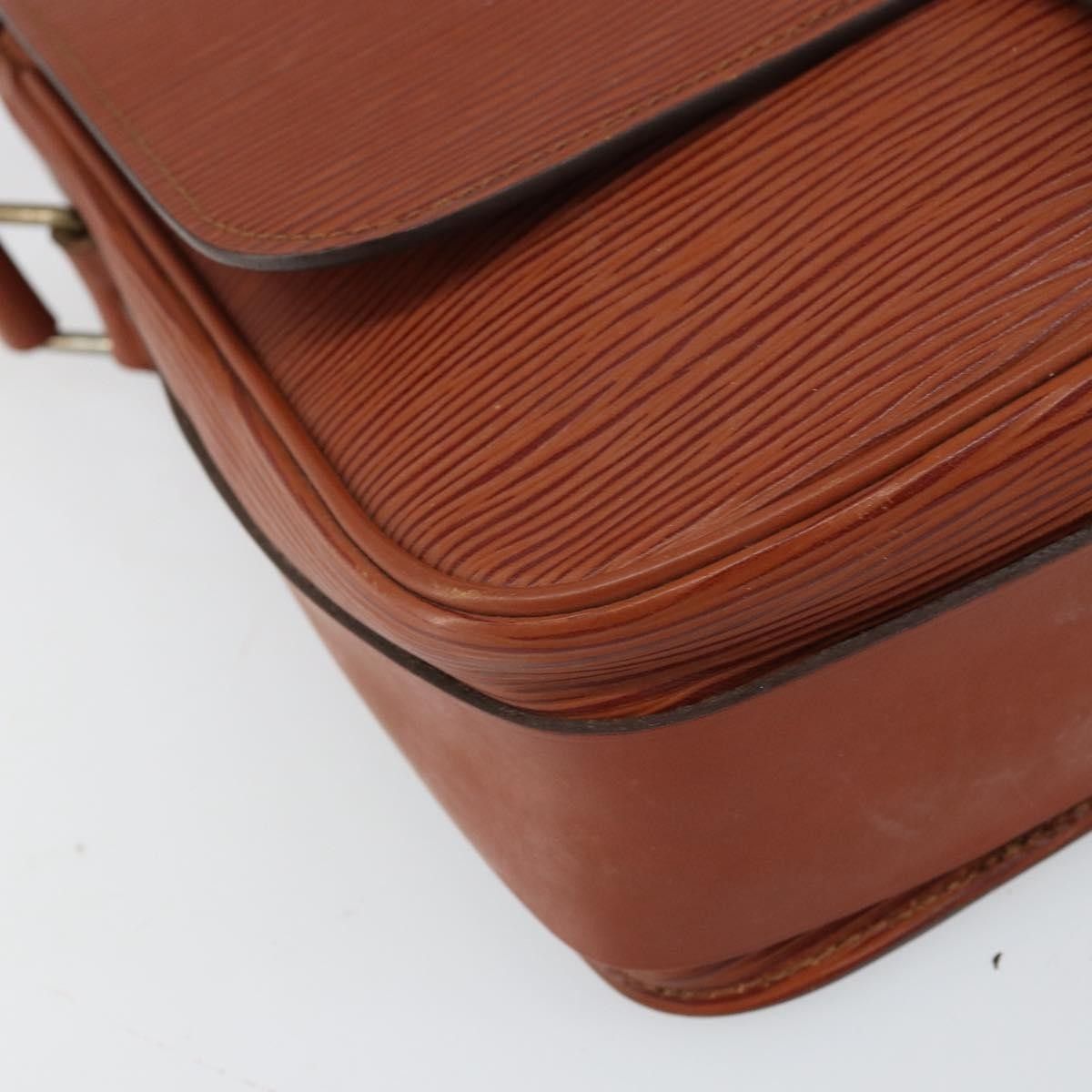 Louis Vuitton Louis Vuitton Cartouchiere Epi Leather Size ONE SIZE - 10 Thumbnail