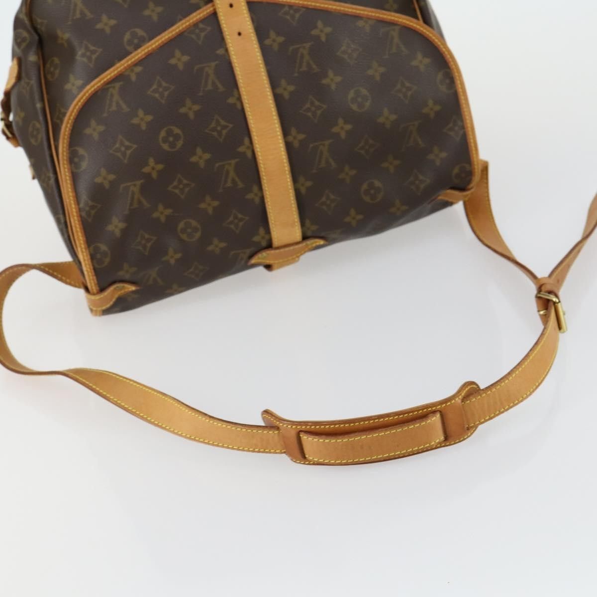 Louis Vuitton Louis Vuitton Saumur Handbag Monogram Canvas Size ONE SIZE - 8 Thumbnail