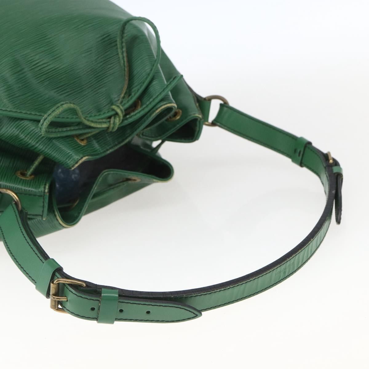 Louis Vuitton Louis Vuitton Petit Noe Epi Leather Size ONE SIZE - 8 Thumbnail