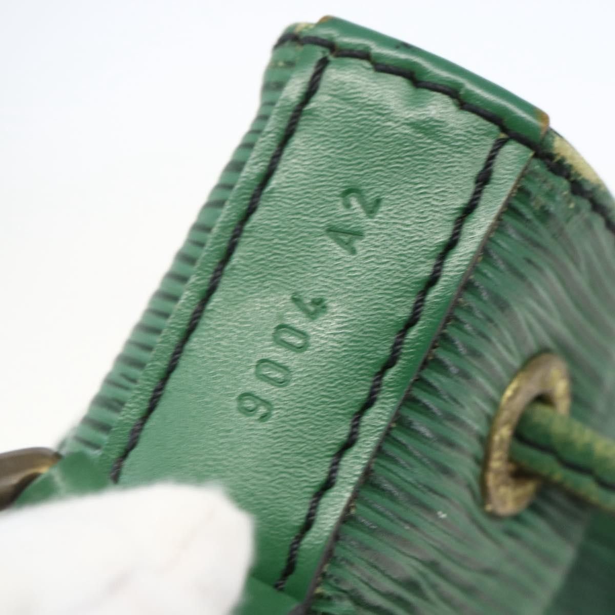 Louis Vuitton Louis Vuitton Petit Noe Epi Leather Size ONE SIZE - 7 Thumbnail