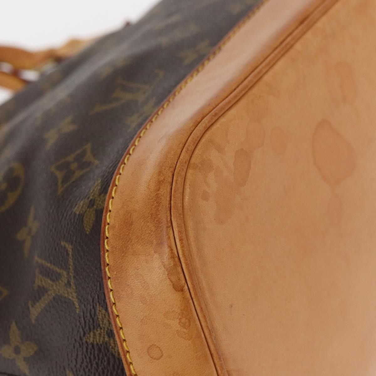 Louis Vuitton Louis Vuitton Alma Handbag Monogram Canvas Size ONE SIZE - 9 Thumbnail