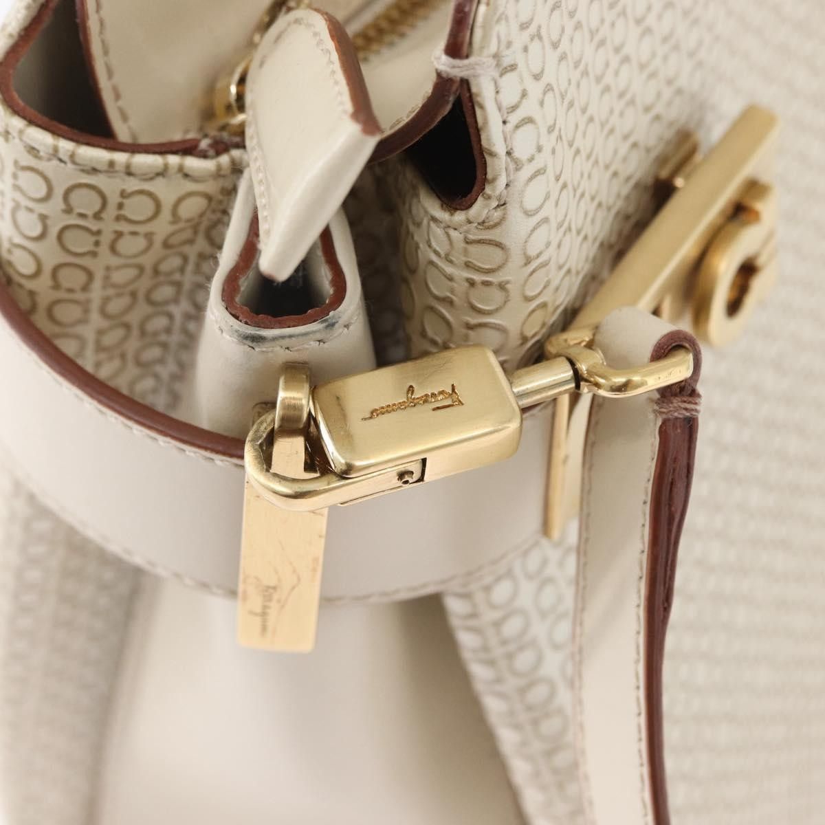 Salvatore Ferragamo Salvatore Ferragamo Double Gancini Side Buckle Tote Leather Size ONE SIZE - 19 Thumbnail