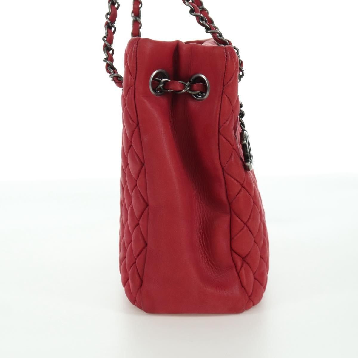 Chanel Chanel New Bubble Tote Quilted Calfskin Size ONE SIZE - 4 Thumbnail