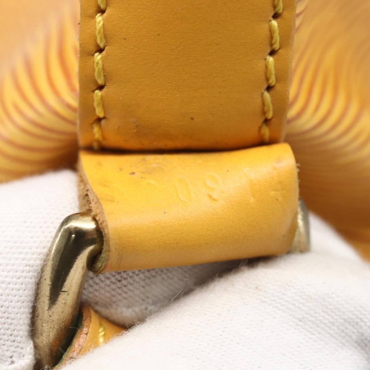 Louis Vuitton Louis Vuitton Petit Noe Epi Leather Size ONE SIZE - 6 Thumbnail