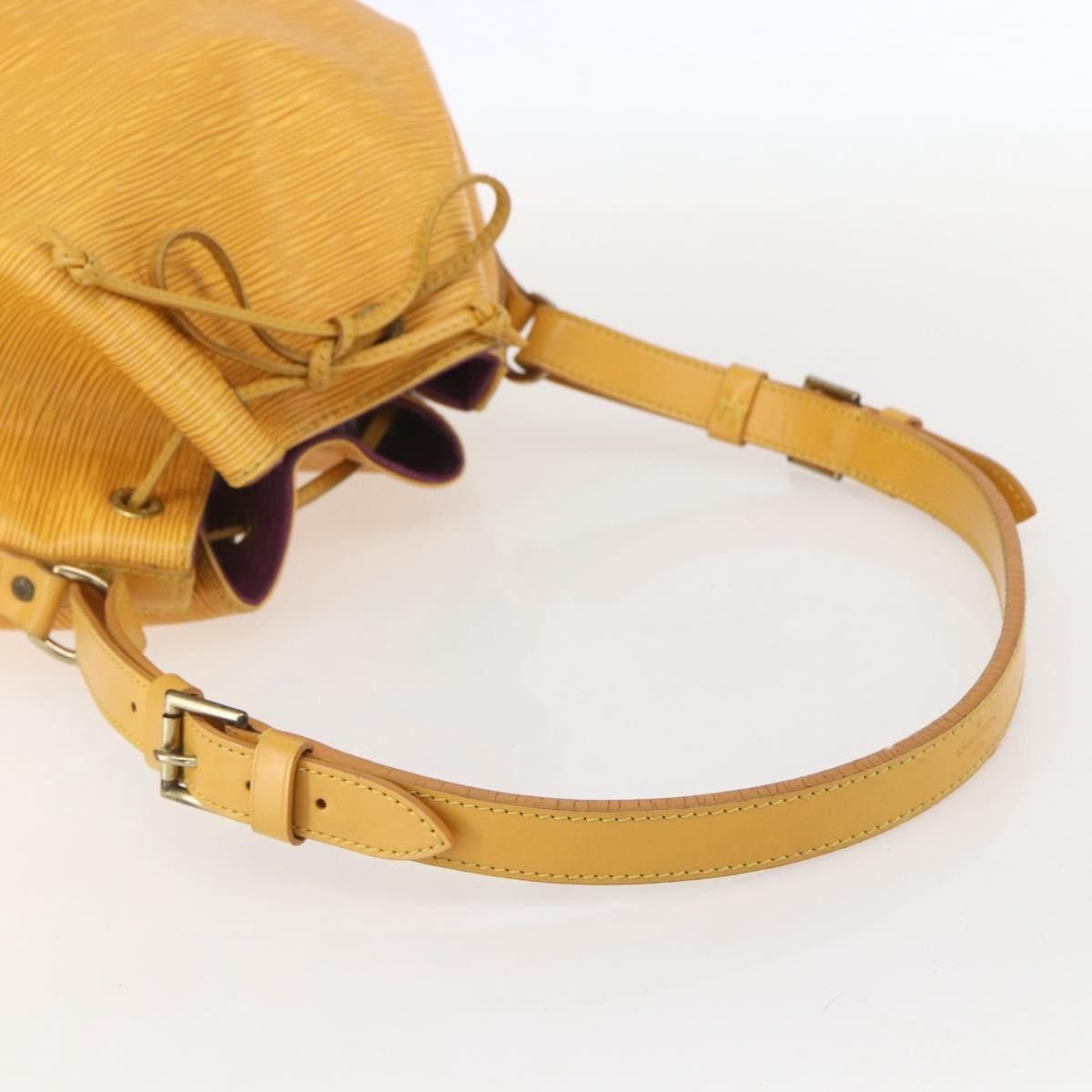 Louis Vuitton Louis Vuitton Petit Noe Epi Leather Size ONE SIZE - 7 Thumbnail