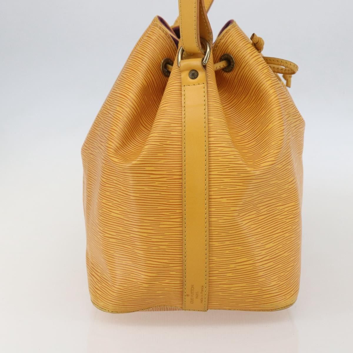Louis Vuitton Louis Vuitton Petit Noe Epi Leather Size ONE SIZE - 3 Thumbnail