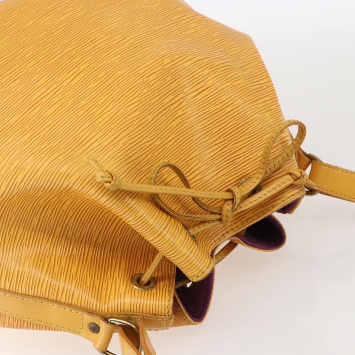 Louis Vuitton Louis Vuitton Petit Noe Epi Leather Size ONE SIZE - 14 Thumbnail