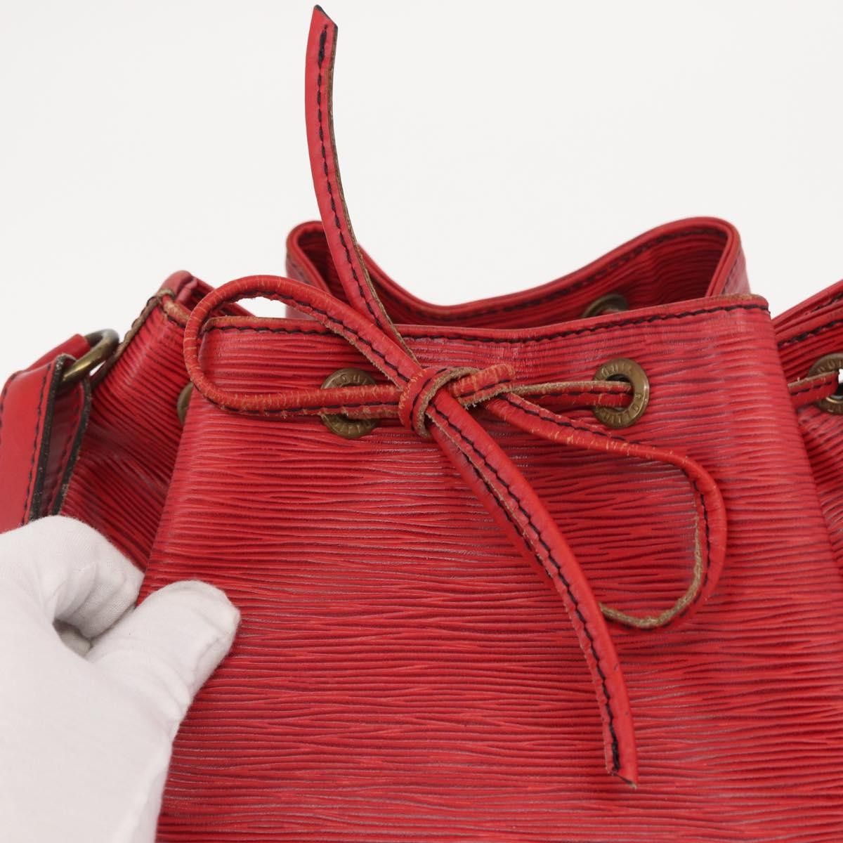 Louis Vuitton Louis Vuitton Noe Epi Leather Size ONE SIZE - 19 Thumbnail