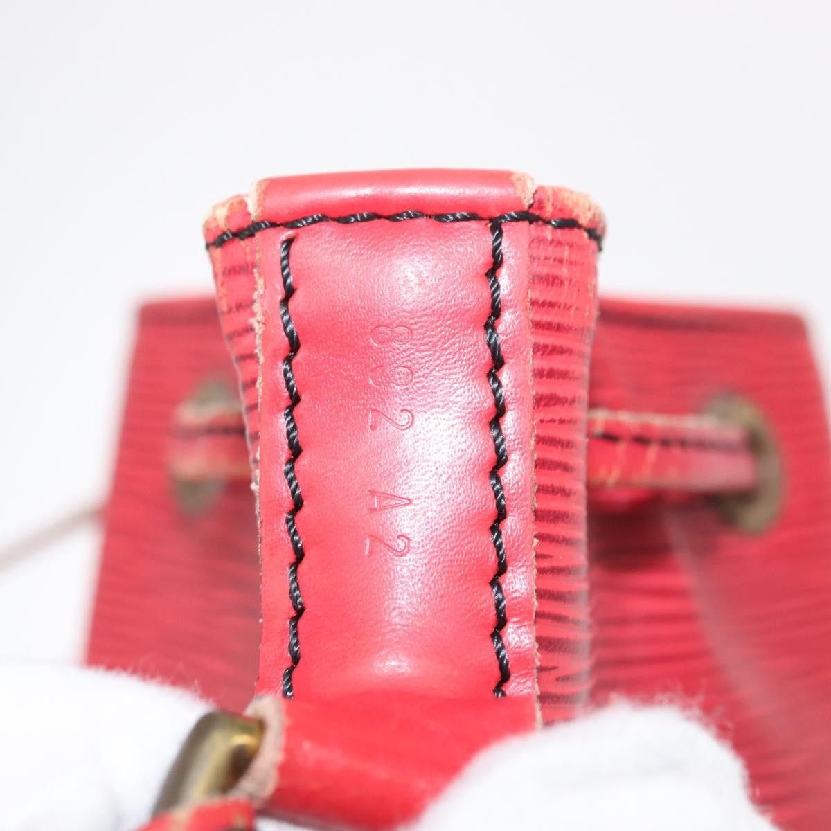 Louis Vuitton Louis Vuitton Noe Epi Leather Size ONE SIZE - 6 Thumbnail