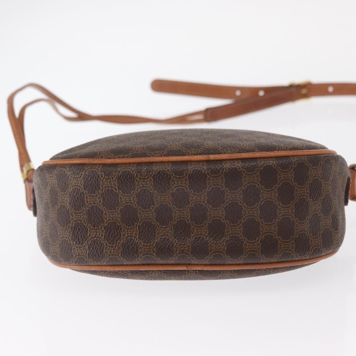 Celine Celine Vintage Macadam Canvas and Leather Size ONE SIZE - 14 Thumbnail