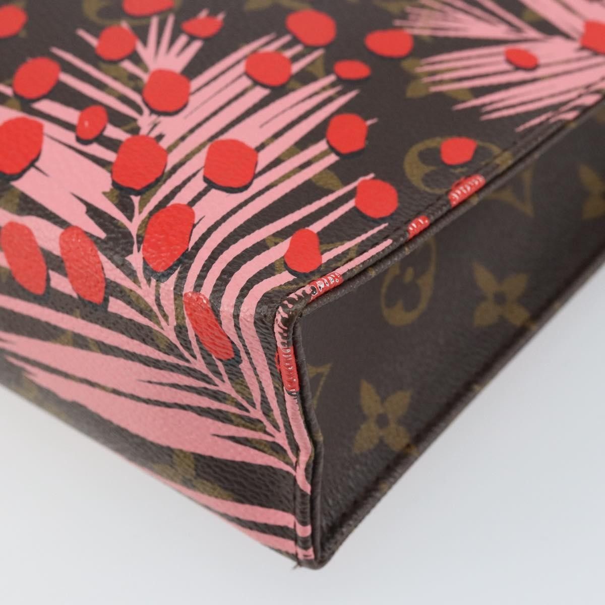 Louis Vuitton Louis Vuitton Toiletry Pouch Limited Edition Monogram Jungle Dots Size ONE SIZE - 10 Thumbnail