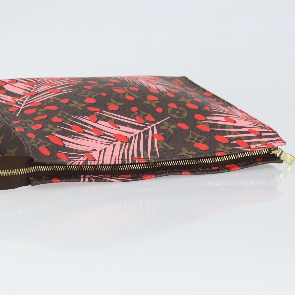 Louis Vuitton Louis Vuitton Toiletry Pouch Limited Edition Monogram Jungle Dots Size ONE SIZE - 14 Thumbnail