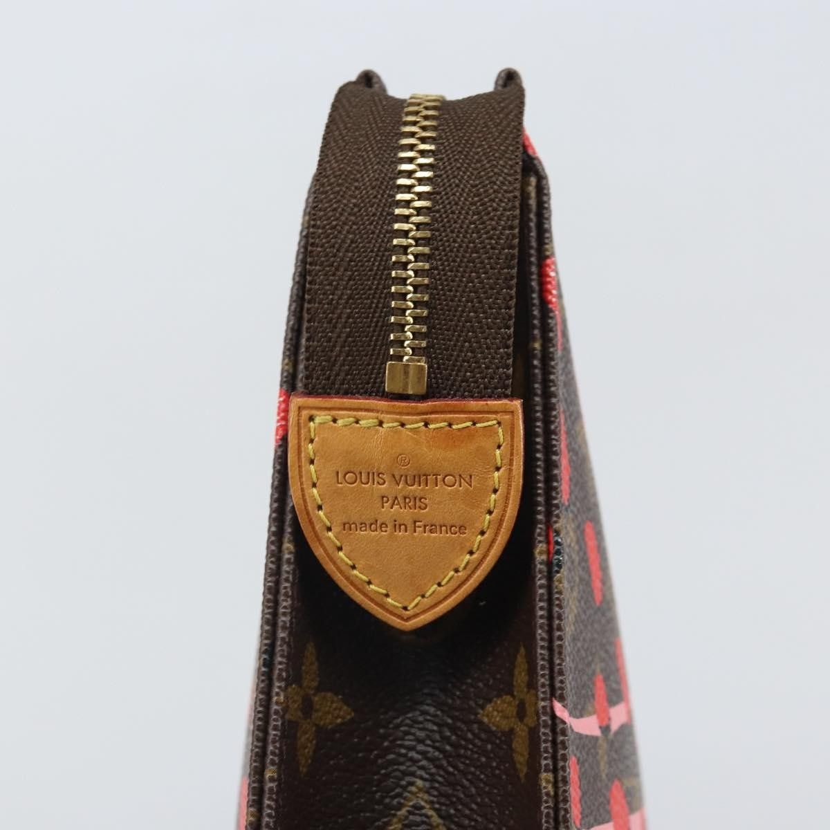 Louis Vuitton Louis Vuitton Toiletry Pouch Limited Edition Monogram Jungle Dots Size ONE SIZE - 6 Thumbnail