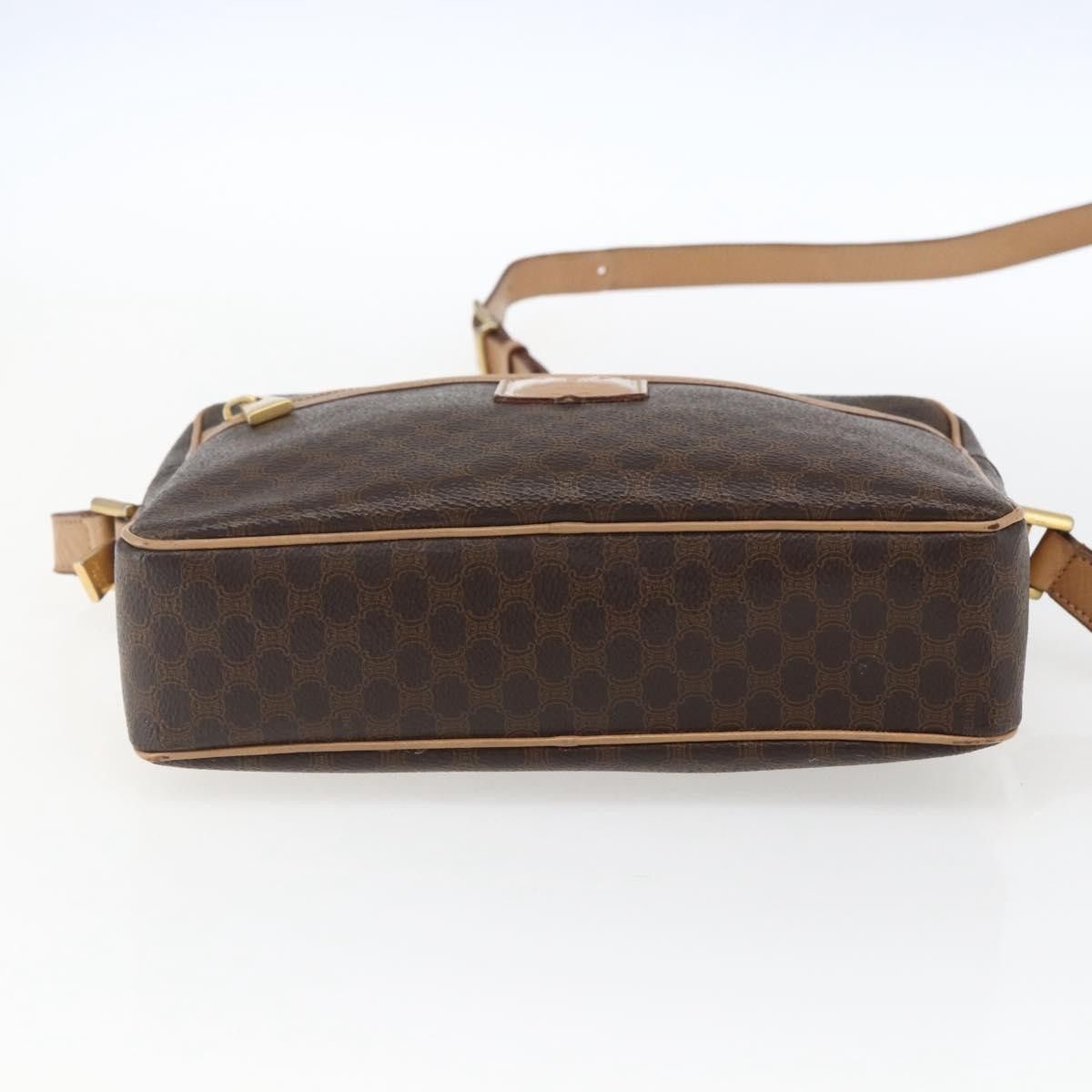Celine Celine Vintage Macadam Canvas and Leather Size ONE SIZE - 14 Thumbnail